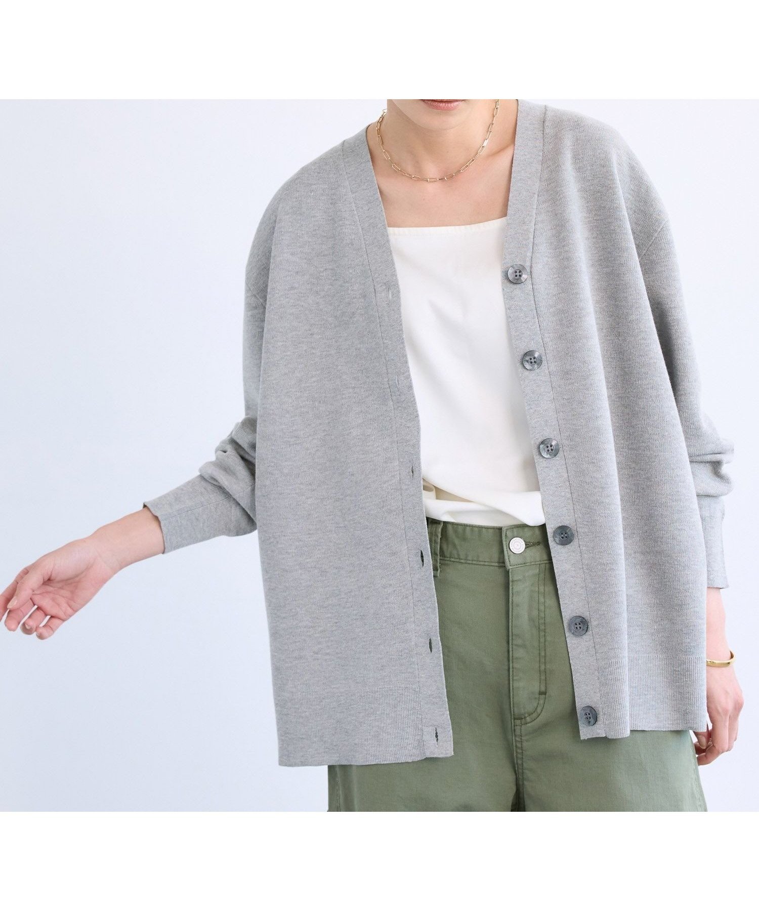 【バンヤードストーム/BARNYARDSTORM】の【『BABALOG』チャンネルご紹介アイテム】ミドルライトカーデ インテリア・キッズ・メンズ・レディースファッション・服の通販 founy(ファニー) ファッション Fashion レディースファッション Fashion for Women おすすめ Recommended / Our Picks カーディガン Cardigan, Knitwear サテン Satin, Glossy Fabric トレンド Trend, Trending Now ネックレス Necklace, Pendant Necklace ボトム Bottoms, Lower Wear ミドル Middle Length, Mid Height ワイド Wide, Wide Fit グレー|ID: prp329100004856216 ipo3291000000036333208