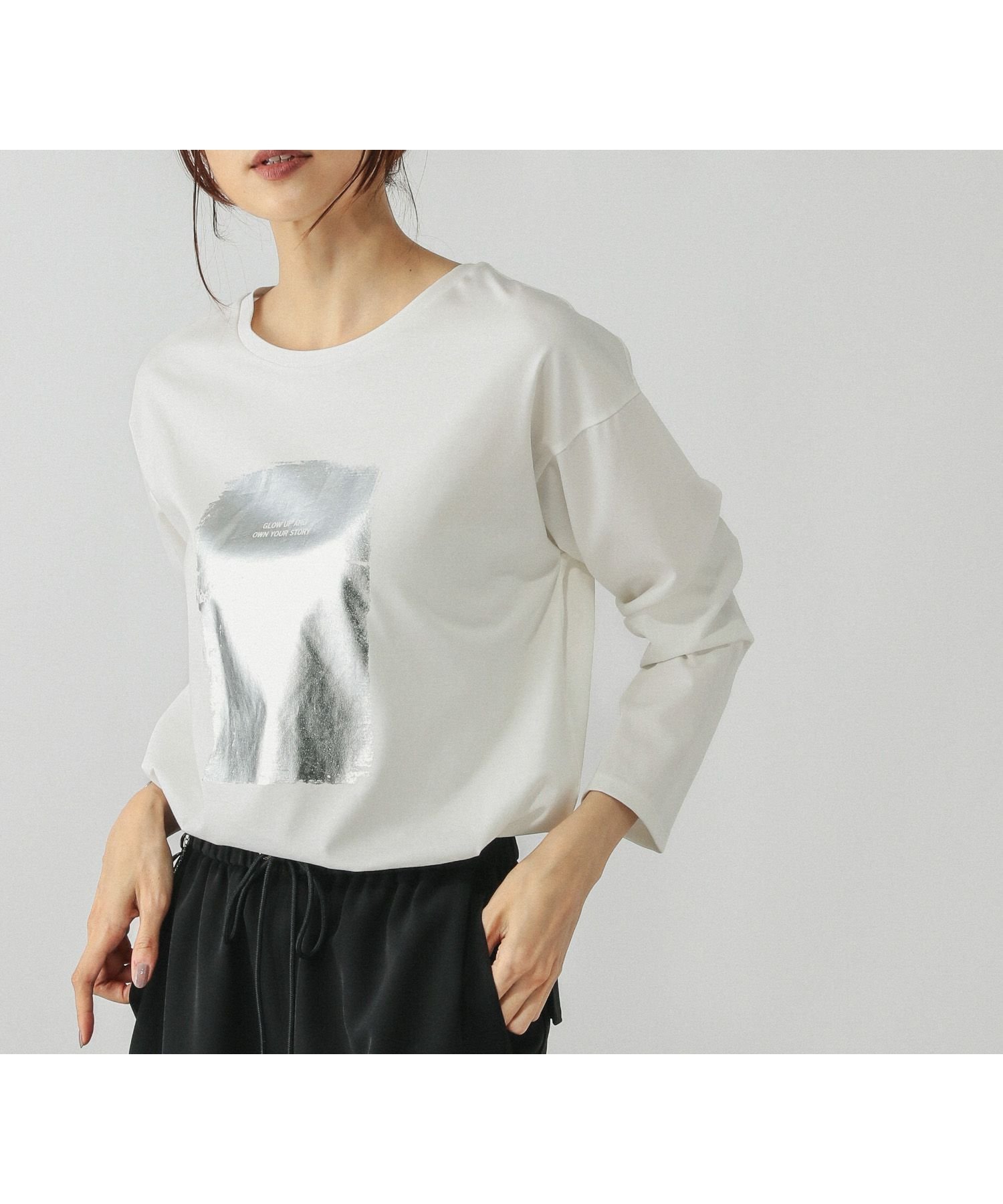 【グローバルワーク/GLOBAL WORK】のリッチクリーンプリントロンT/580930 インテリア・キッズ・メンズ・レディースファッション・服の通販 founy(ファニー) 　ファッション　Fashion　レディースファッション　Fashion for Women　トップス・カットソー　Cut & Sew Tops　ロングTシャツ・Tシャツ　Longline T-Shirts & Tees　おすすめ　Recommended / Our Picks　インナー　Innerwear　サロペット　Overalls, Salopette　シルク　Silk, 100% Silk　ジャケット　Jacket, Outerwear　スリット　Slit, Slit Detail　デニム　Denim, Jeans Material　トレンド　Trend, Trending Now　プリント　Print, Printed Pattern　人気　Popular, Best Seller　夏　Summer　抗菌　Antibacterial, Bacteria-Resistant　春　Spring　S/S・春夏　SS, Spring/Summer, Warm Season　長袖　Long Sleeve, Full Sleeve　WEB限定オフ*箔スクエア08|ID: prp329100004856629 ipo3291000000035816714