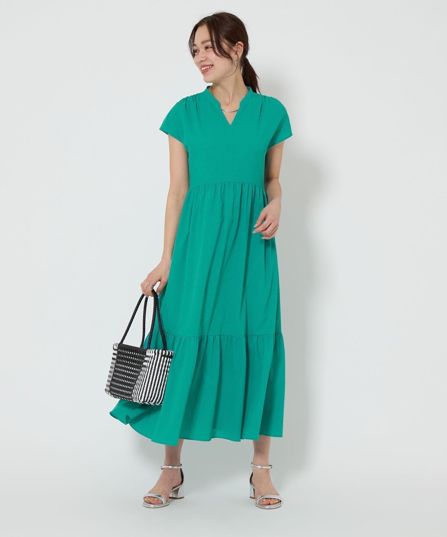 【ユナイテッドアローズ/UNITED ARROWS】のsize SHORTあり Breeze Cool ティアード ワンピース インテリア・キッズ・メンズ・レディースファッション・服の通販 founy(ファニー) 　ファッション　Fashion　レディースファッション　Fashion for Women　ワンピース　Dresses　アンダー　Underwear Essentials　エアリー　Airy Texture　春　Spring　今季　This Season, Current Season　切替　Switching, Contrast Panel　吸水　Absorbent, Quick-Dry　サンダル　Sandals, Summer Shoes　ティアード　Tiered, Tiered Style　ドット　Polka Dot, Dot Pattern　ドレス　Dress, One-Piece　フェミニン　Feminine, Girly　フラット　Flat, Flat Shoes　アウトレット　Outlet / Clearance　おすすめ　Recommended / Our Picks　夏　Summer　旅行　Travel　ビジネス 仕事 通勤　Business / Work / Commuting　KELLY|ID: prp329100004857081 ipo3291000000035837237