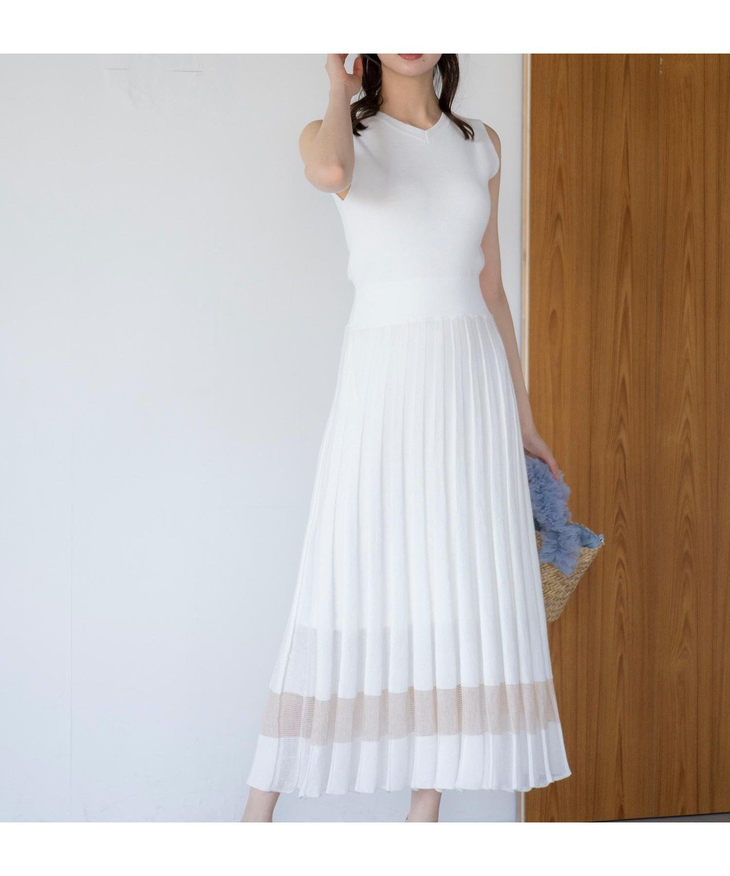 【ノエラ/Noela】の襟付きニットワンピ インテリア・キッズ・メンズ・レディースファッション・服の通販 founy(ファニー) ファッション Fashion レディースファッション Fashion for Women ワンピース Dresses ニットワンピース Knit Dresses クラシック Classic, Timeless Style トレンド Trend, Trending Now フィット Fit, Slim Fit プリーツ Pleats, Pleated ポケット Pocket, Pocket Detail エレガント 上品 Elegant 透かし Cut-Out, Lacework オフホワイト|ID: prp329100004857094 ipo3291000000035837655