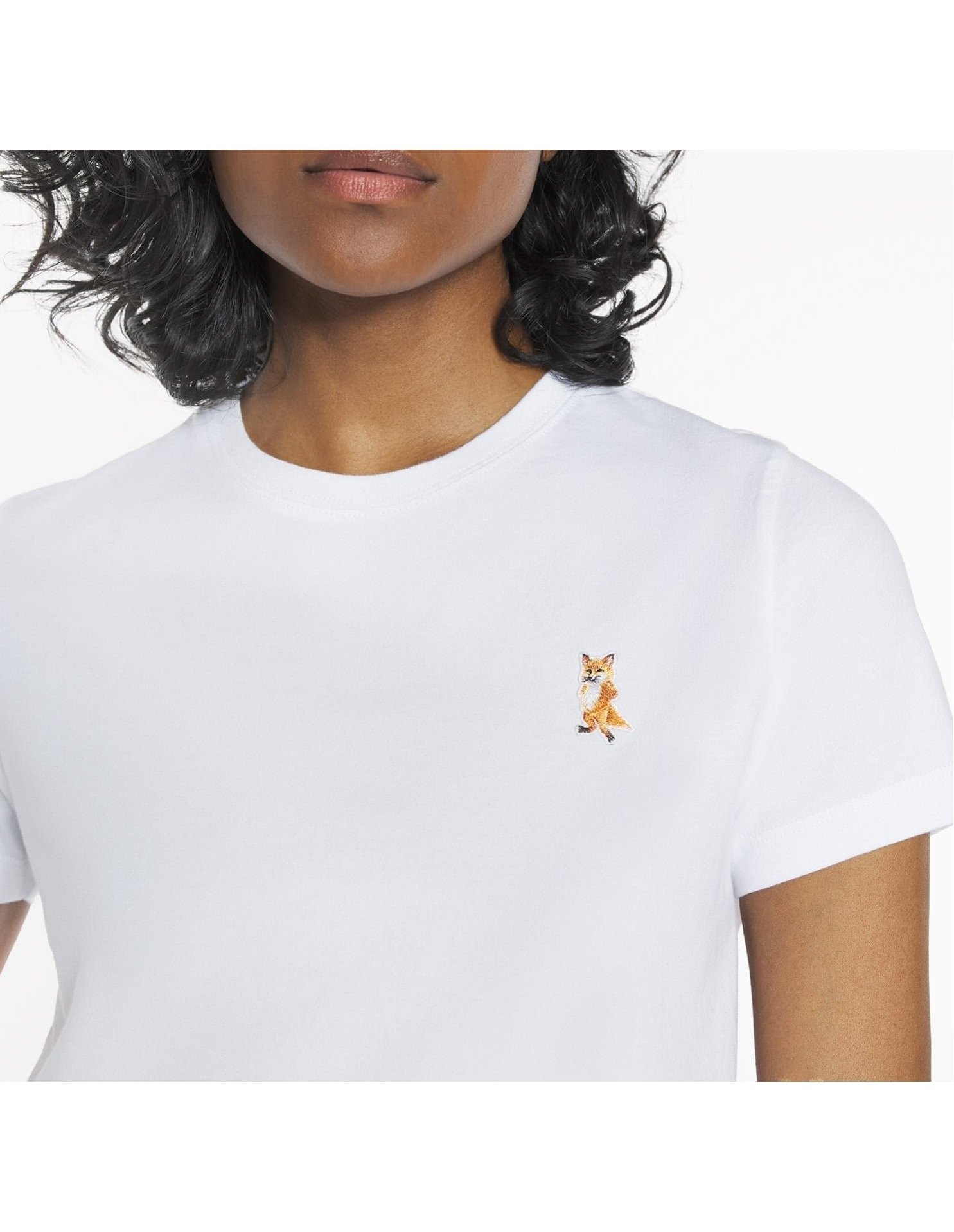 【メゾン キツネ/MAISON KITSUNE】のMaison Kitsune/LADY FOX BABY TEE-SHIRT インテリア・キッズ・メンズ・レディースファッション・服の通販 founy(ファニー) ファッション Fashion レディースファッション Fashion for Women トップス・カットソー Cut & Sew Tops シャツ・ブラウス・オフィスカジュアル Elegant Blouses & Button-Ups 冬 Winter / This Winter パッチ Patch, Appliqué フレンチ French, French Style エレガント 上品 Elegant 半袖 Short Sleeve, Half Sleeve A/W・秋冬 Autumn/Winter WHITE|ID: prp329100004858636 ipo3291000000036293980