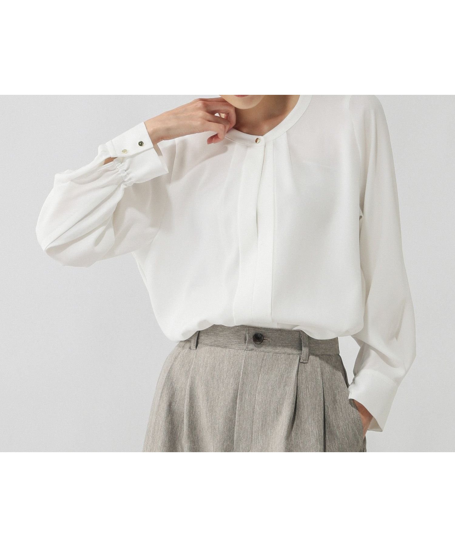 【グローバルワーク/GLOBAL WORK】のキレイつづく2WAYタック長袖/601017 人気、トレンドファッション・服の通販 founy(ファニー) 　ファッション　Fashion　レディースファッション　Fashion for Women　トップス・カットソー　Cut & Sew Tops　おすすめ　Recommended / Our Picks　オケージョン　Occasion Wear　スキッパー　Skipper, Open Collar　セレモニー　Ceremony　メタル　Metal, Metal Parts　エレガント 上品　Elegant　人気　Popular, Best Seller　ビジネス 仕事 通勤　Business / Work / Commuting　長袖　Long Sleeve, Full Sleeve　 other-1|ID: prp329100004858853 ipo3291000000036072187