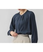 【グローバルワーク/GLOBAL WORK】のキレイつづく2WAYタック長袖/601017 人気、トレンドファッション・服の通販 founy(ファニー) ファッション Fashion レディースファッション Fashion for Women トップス・カットソー Cut & Sew Tops おすすめ Recommended / Our Picks オケージョン Occasion Wear スキッパー Skipper, Open Collar セレモニー Ceremony メタル Metal, Metal Parts エレガント 上品 Elegant 人気 Popular, Best Seller ビジネス 仕事 通勤 Business / Work / Commuting 長袖 Long Sleeve, Full Sleeve thumbnail ネイビー88|ID: prp329100004858853 ipo3291000000036072204