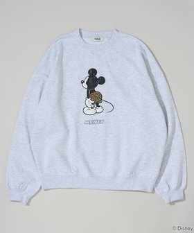 【フリークスストア/FREAK'S STORE】の別注 MICKEY MOUCE GRAPHIC SWEAT/ミッキーマウス プリントスウェット 25AW 人気、トレンドファッション・服の通販 founy(ファニー) ファッション Fashion レディースファッション Fashion for Women トップス・カットソー Cut & Sew Tops レディースパーカー・カジュアルフーディー Casual Hoodies & Sweatshirts スウェット・クルーネックトップス Sweatshirts & Crewnecks / Relaxed Fit Sweat Tops 2025年 2025 2025-2026秋冬・A/W Autumn/Winter 2025–26 AW25–26 冬 Winter / This Winter おすすめ Recommended / Our Picks グラフィック Graphic, Graphic Design ヒョウ Leopard, Animal Print フロント Front, Front Design プリント Print, Printed Pattern 別注 Limited Edition, Custom Order A/W・秋冬 Autumn/Winter |ID:prp329100004860420