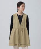 【レプシィム ローリーズファーム/LEPSIM LOWRYS FARM】のWZIPギャザーベスト 人気、トレンドファッション・服の通販 founy(ファニー) ファッション Fashion レディースファッション Fashion for Women アウター Coat / Outerwear Collection トップス・カットソー Cut & Sew Tops ベスト&ジレ / 重ね着スタイル Vests & Gilets おすすめ Recommended / Our Picks インナー Innerwear ギャザー Gathered, Ruffled ベスト Vest, Waistcoat レース Lace, Lace Fabric 今季 This Season, Current Season thumbnail ベージュ52|ID: prp329100004860424 ipo3291000000036291224