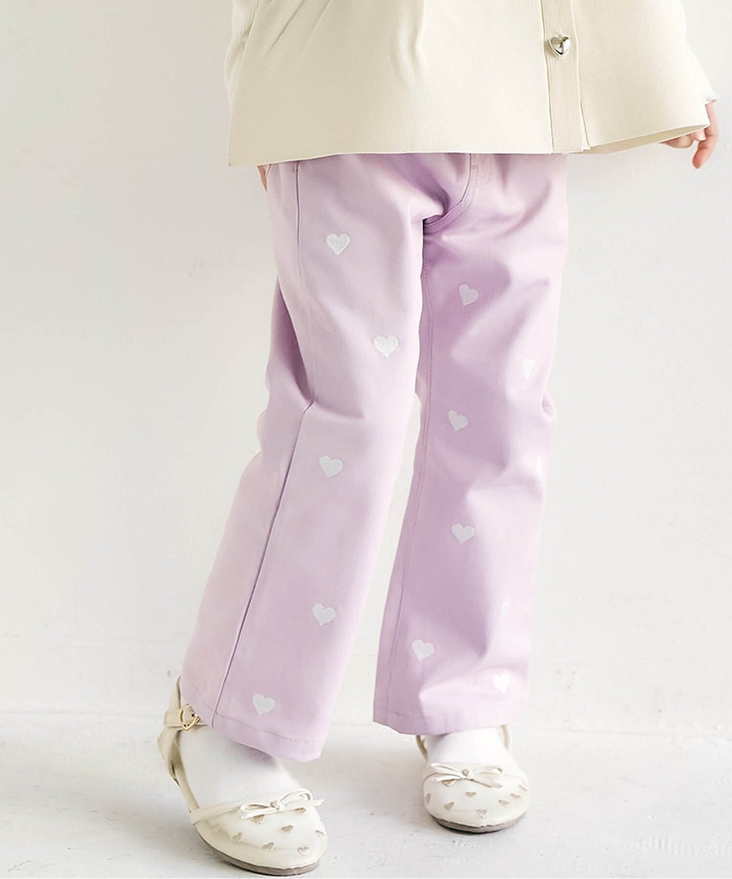 【エフオー オンラインストア/F.O.Online Store / KIDS】のハート・デイジー刺繍きゅんパンツ インテリア・キッズ・メンズ・レディースファッション・服の通販 founy(ファニー) ファッション Fashion キッズファッション Fashion for Kids ボトムス Bottoms ストレート Straight, Straight Cut デニム Denim, Jeans Material ブリーチ Bleach, Washed Finish ユーズド Used, Vintage-Look ワイド Wide, Wide Fit 人気 Popular, Best Seller 春 Spring ピンク|ID: prp329100004860510 ipo3291000000036073531