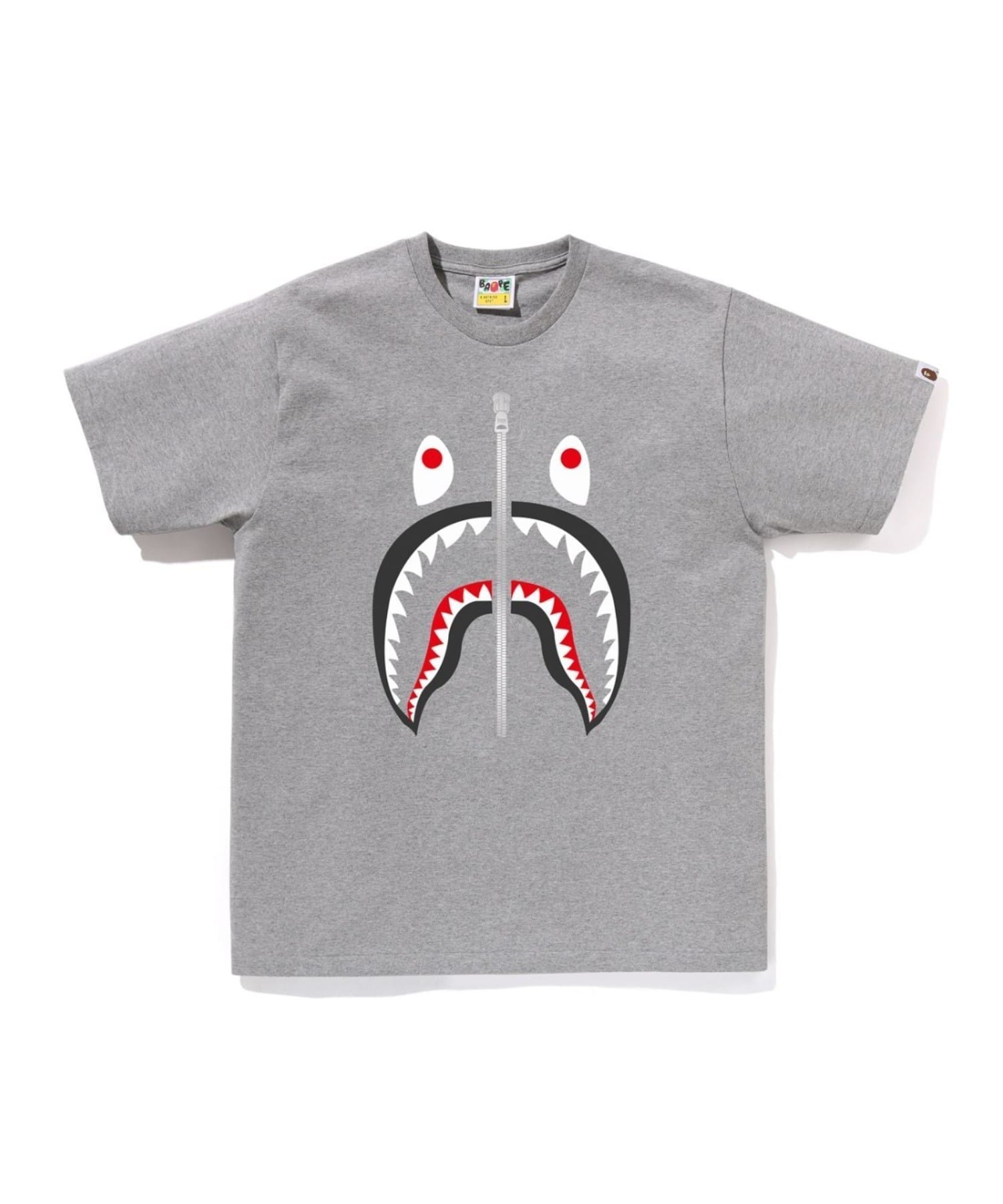 【ア ベイシング エイプ/A BATHING APE】のSHARK TEE インテリア・キッズ・メンズ・レディースファッション・服の通販 founy(ファニー) 　ファッション　Fashion　レディースファッション　Fashion for Women　インナー　Innerwear　ショート　Short, Short Length　スリーブ　Sleeve, Long Sleeve / Short Sleeve　フロント　Front, Front Design　プリント　Print, Printed Pattern　モチーフ　Motif, Design Theme　ラバー　Rubber, Rubber Sole　GRAY|ID: prp329100004861200 ipo3291000000036010591