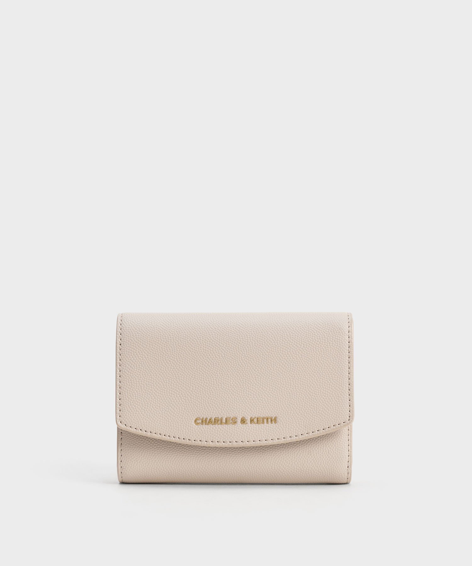 【チャールズ アンド キース/CHARLES & KEITH】のカーブ フロントフラップウォレット インテリア・キッズ・メンズ・レディースファッション・服の通販 founy(ファニー) 　ファッション　Fashion　レディースファッション　Fashion for Women　ウォレット　Wallet　コイン　Coin, Coin Design　コンパクト　Compact, Small Size　フラップ　Flap, Flap Pocket　ポケット　Pocket, Pocket Detail　エレガント 上品　Elegant　Oat|ID: prp329100004861278 ipo3291000000036013275