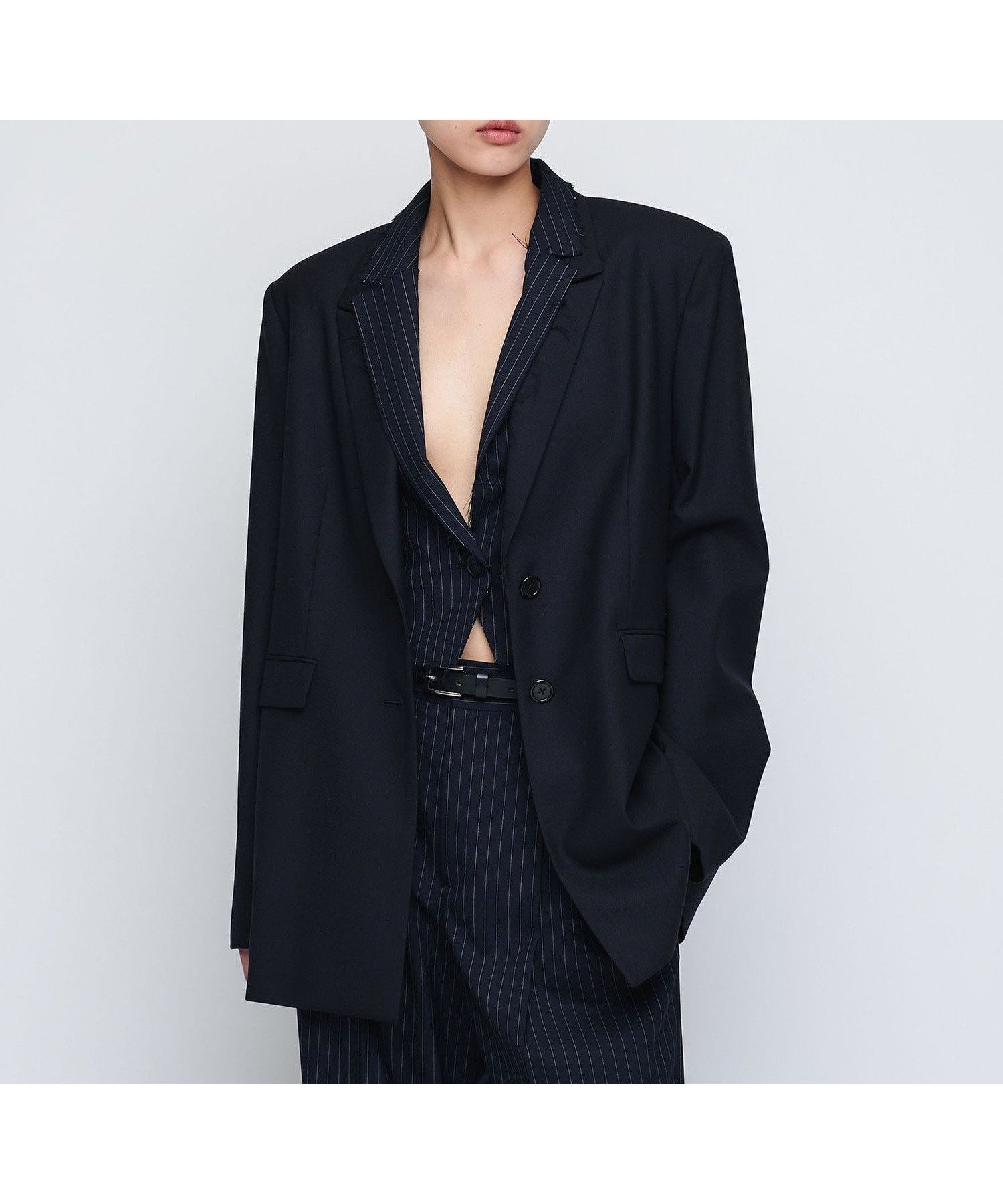 【ユナイテッドアローズ/UNITED ARROWS】のAEWEN MATOPH パワーショルダー ジャケット インテリア・キッズ・メンズ・レディースファッション・服の通販 founy(ファニー) 　ファッション　Fashion　レディースファッション　Fashion for Women　アウター　Coat / Outerwear Collection　レディースジャケット・軽アウター　Jackets　ショルダー　Shoulder, Shoulder Strap　シンプル　Simple, Minimal　ジャケット　Jacket, Outerwear　セットアップ　Set-Up, Coordinated Outfit　フリル　Frill, Ruffle　ポケット　Pocket, Pocket Detail　ワイド　Wide, Wide Fit　アウトレット　Outlet / Clearance　おすすめ　Recommended / Our Picks　NAVY|ID: prp329100004861567 ipo3291000000036036228