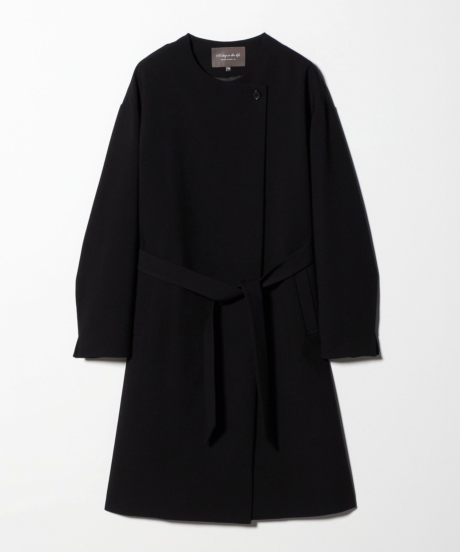【ユナイテッドアローズ/UNITED ARROWS】のダブルクロス ノーカラー ベルトコート A DAY IN THE LIFE インテリア・キッズ・メンズ・レディースファッション・服の通販 founy(ファニー) 　ファッション　Fashion　レディースファッション　Fashion for Women　アウター　Coat / Outerwear Collection　コート・ロングコート・ピーコート　Long Coats, Peacoats & More　ベルト&ウエストマーク　Belts & Waist Accessories　シンプル　Simple, Minimal　ダブル　Double, Double-Breasted　トレンド　Trend, Trending Now　バランス　Balance, Style Balance　フロント　Front, Front Design　ポケット　Pocket, Pocket Detail　ロング　Long, Long-Length　アウトレット　Outlet / Clearance　エレガント 上品　Elegant　セレモニー　Ceremony　ビジネス 仕事 通勤　Business / Work / Commuting　BLACK|ID: prp329100004861568 ipo3291000000036036315