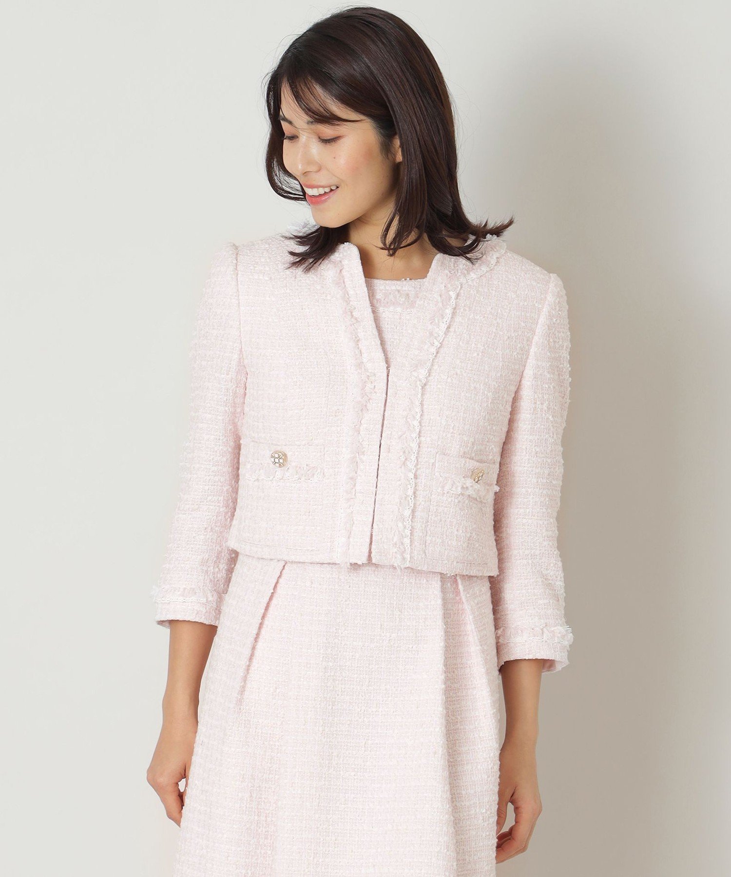 【トゥー ビー シック/TO BE CHIC】のライトカラーツイード ショートジャケット インテリア・キッズ・メンズ・レディースファッション・服の通販 founy(ファニー) 　ファッション　Fashion　レディースファッション　Fashion for Women　アウター　Coat / Outerwear Collection　レディースジャケット・軽アウター　Jackets　エレガント 上品　Elegant　コンパクト　Compact, Small Size　ショート　Short, Short Length　ジャケット　Jacket, Outerwear　ツイード　Twill, Twill Weave　ドレス　Dress, One-Piece　フリンジ　Fringe, Tassel　レース　Lace, Lace Fabric　軽量　Lightweight, Ultra Light　ピンク|ID: prp329100004861574 ipo3291000000036036769