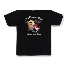 【ア ベイシング エイプ/A BATHING APE】のA RISING BAPE HORSE TEE 人気、トレンドファッション・服の通販 founy(ファニー) ファッション Fashion レディースファッション Fashion for Women インナー Innerwear グラフィック Graphic, Graphic Design ショート Short, Short Length スリーブ Sleeve, Long Sleeve / Short Sleeve フロント Front, Front Design プリント Print, Printed Pattern モチーフ Motif, Design Theme ラバー Rubber, Rubber Sole |ID:prp329100004861625