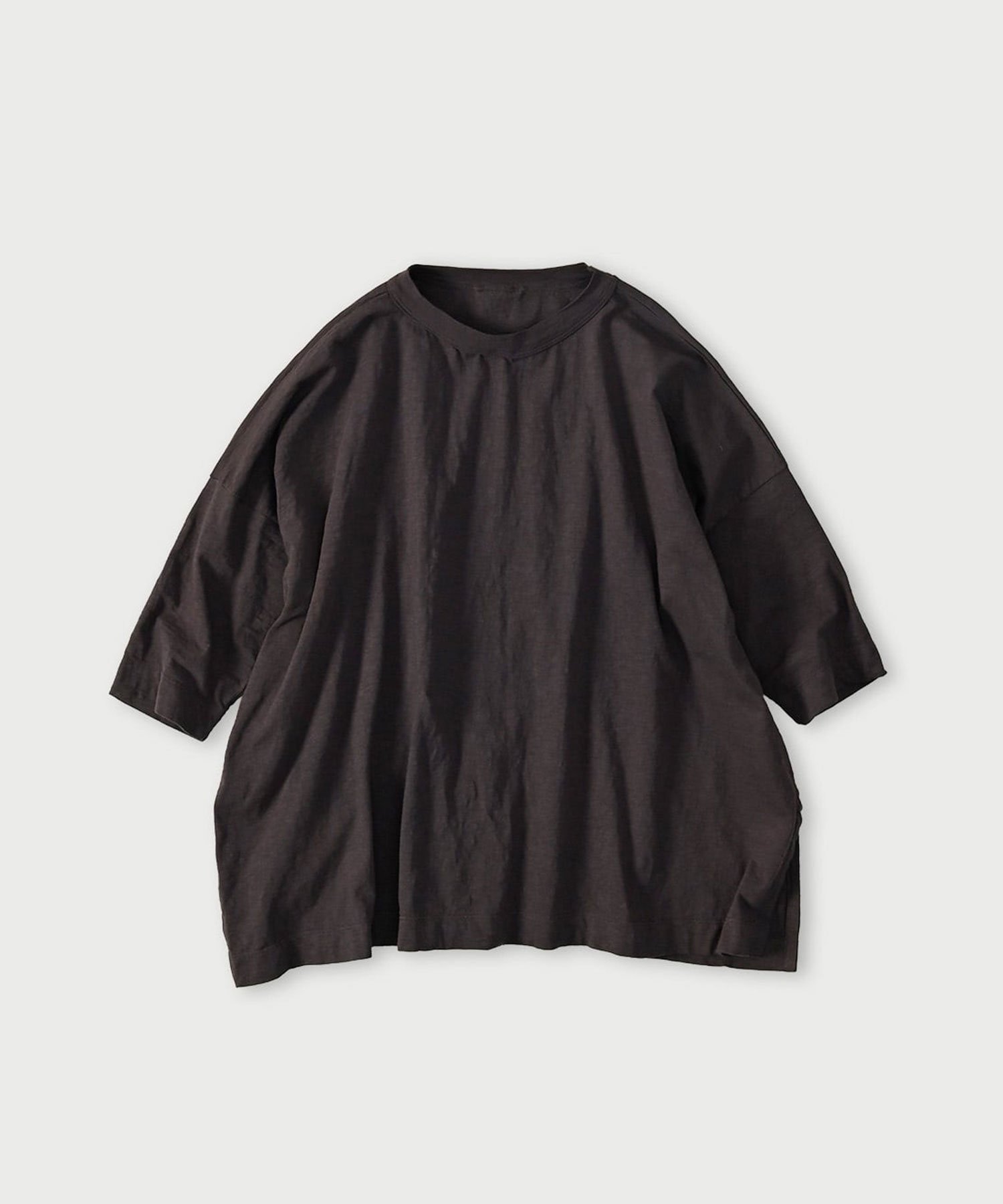 【フォーティファイブ アール/45R】の天竺のビッグスリットTシャツ インテリア・キッズ・メンズ・レディースファッション・服の通販 founy(ファニー) 　ファッション　Fashion　レディースファッション　Fashion for Women　トップス・カットソー　Cut & Sew Tops　シャツ・ブラウス・オフィスカジュアル　Elegant Blouses & Button-Ups　ロングTシャツ・Tシャツ　Longline T-Shirts & Tees　スリット　Slit, Slit Detail　ビッグ　Big, Oversized　スミクロ|ID: prp329100004861627 ipo3291000000036040719