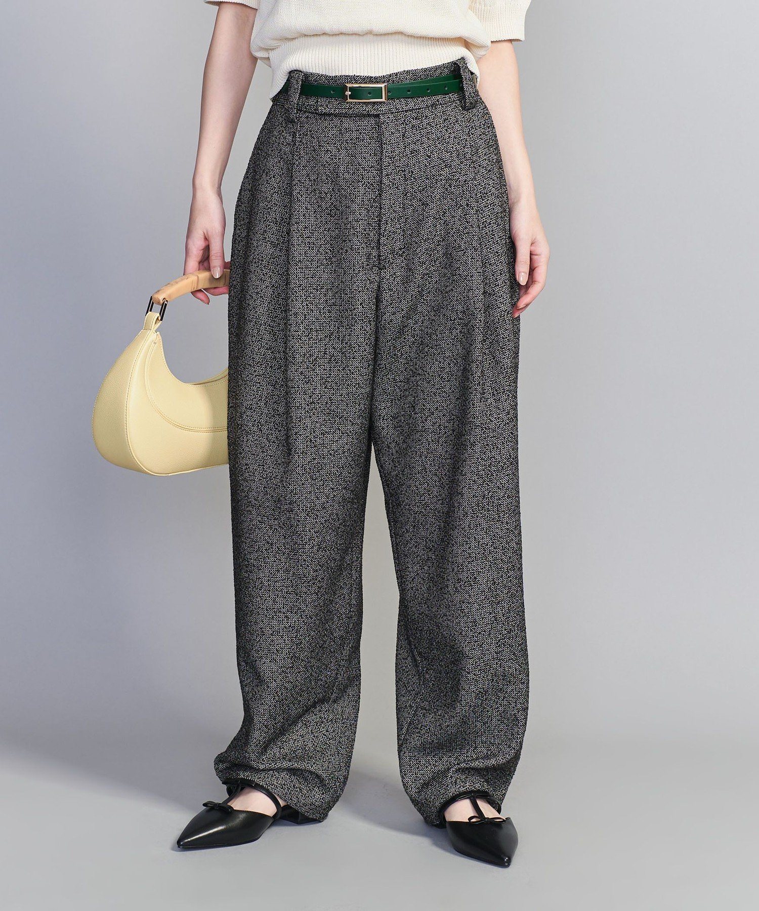 【ユナイテッドアローズ/UNITED ARROWS】のツイードライク テーパード パンツ インテリア・キッズ・メンズ・レディースファッション・服の通販 founy(ファニー) 　ファッション　Fashion　レディースファッション　Fashion for Women　パンツ　Pants & Trousers　シューズ　Shoes, Footwear　シンプル　Simple, Minimal　ジャケット　Jacket, Outerwear　スニーカー　Sneakers, Trainers　セットアップ　Set-Up, Coordinated Outfit　ツイード　Twill, Twill Weave　テーパード　Tapered, Tapered Pants　フラット　Flat, Flat Shoes　フロント　Front, Front Design　ベスト　Vest, Waistcoat　マニッシュ　Mannish, Boyish　アウトレット　Outlet / Clearance　おすすめ　Recommended / Our Picks　セレモニー　Ceremony　ビジネス 仕事 通勤　Business / Work / Commuting　その他1|ID: prp329100004861638 ipo3291000000036041699