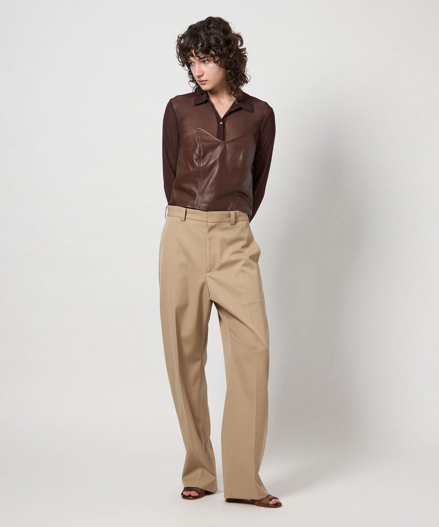 【ビューティ&ユース ユナイテッドアローズ/BEAUTY&YOUTH / UNITED ARROWS】の6(ROKU) チノパンツ 25FW インテリア・キッズ・メンズ・レディースファッション・服の通販 founy(ファニー) 　ファッション　Fashion　レディースファッション　Fashion for Women　パンツ　Pants & Trousers　シューズ　Shoes, Footwear　スニーカー　Sneakers, Trainers　センター　Center, Center Line　フラット　Flat, Flat Shoes　マニッシュ　Mannish, Boyish　BEIGE|ID: prp329100004861643 ipo3291000000036041943