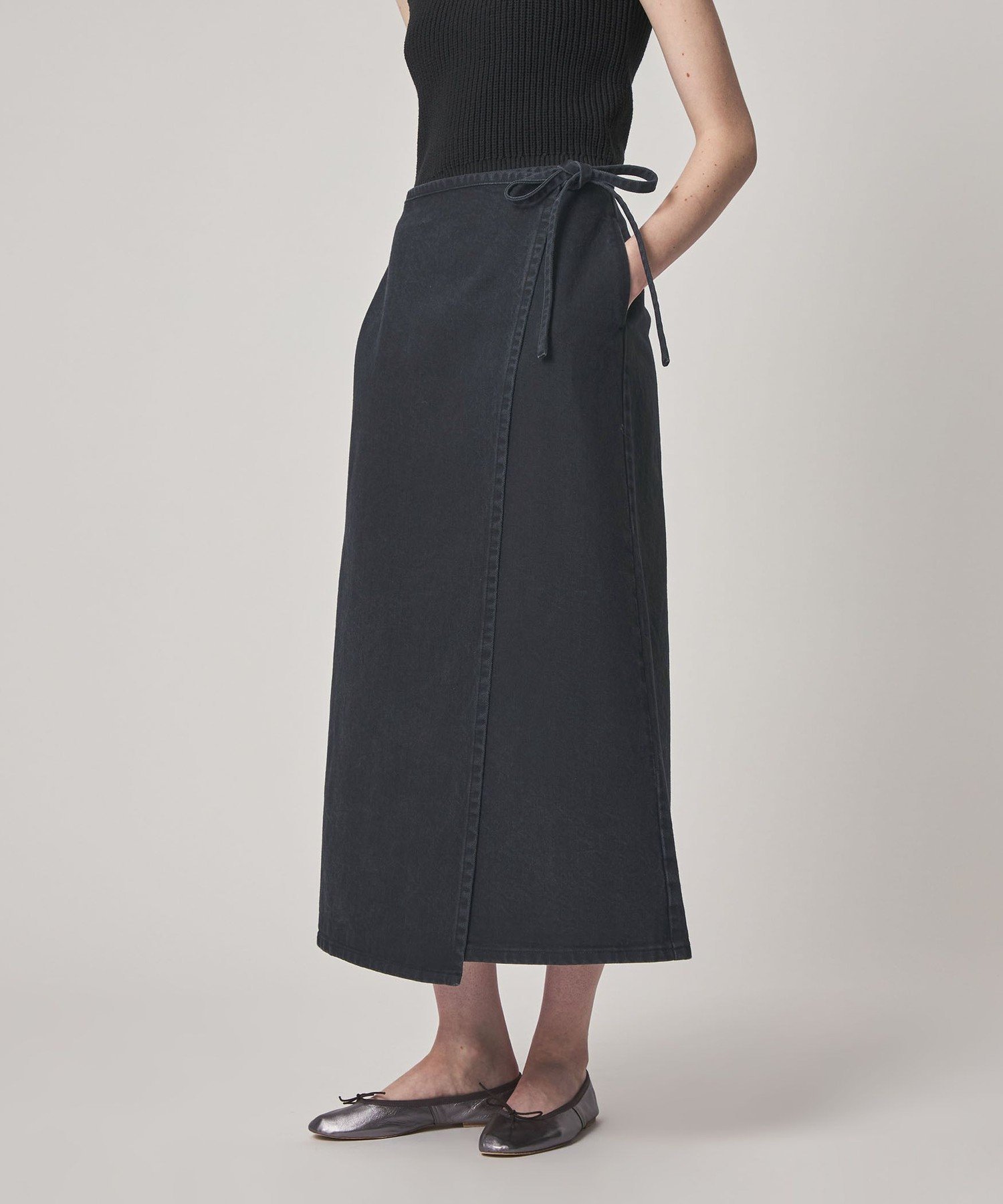 【ビューティ&ユース ユナイテッドアローズ/BEAUTY&YOUTH / UNITED ARROWS】のSteven Alan コットン ラップ デニムスカート インテリア・キッズ・メンズ・レディースファッション・服の通販 founy(ファニー) ファッション Fashion レディースファッション Fashion for Women スカート Skirts デニムスカート・カジュアルスカート Denim Skirts アメリカン American Style クラシカル Classical, Vintage-Inspired コンパクト Compact, Small Size シンプル Simple, Minimal スタンダード Standard, Basic デニム Denim, Jeans Material ニューヨーク New York, NYC Style フロント Front, Front Design ラップ Wrap, Wrap Design リボン Ribbon, Bow BLACK|ID: prp329100004861648 ipo3291000000036042092