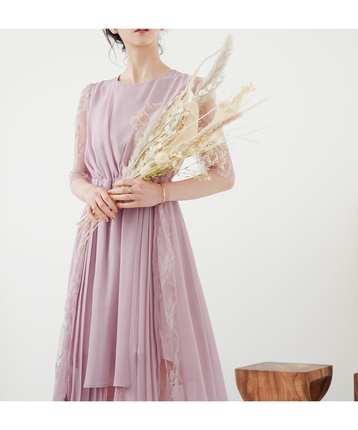 【ビーフラット/bflat】のレースプリーツイレヘムワンピースパーティードレス インテリア・キッズ・メンズ・レディースファッション・服の通販 founy(ファニー) 　ファッション　Fashion　レディースファッション　Fashion for Women　ワンピース　Dresses　フォーマル・パーティードレス・結婚式用ドレス　Elegant & Casual Dresses　おすすめ　Recommended / Our Picks　アクセサリー　Fashion Accessories　イレギュラーヘム　Irregular Hem　シンプル　Simple, Minimal　フェミニン　Feminine, Girly　プリーツ　Pleats, Pleated　ミドル　Middle Length, Mid Height　ラウンド　Round, Round Neck　レース　Lace, Lace Fabric　エレガント 上品　Elegant　二次会　After Party　切替　Switching, Contrast Panel　披露宴　Wedding Reception　結婚式　Wedding　ピンク|ID: prp329100004861655 ipo3291000000036042779