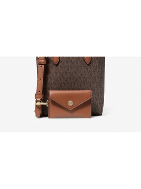 【マイケルコース/MICHAEL KORS】のVINCENT クロスボディ ウィズ カードケース エクストラスモール - MKシグネチャー マイケルコース 人気、トレンドファッション・服の通販 founy(ファニー) ファッション Fashion レディースファッション Fashion for Women カードケース/名刺入れ Card Holders & Business Cases コレクション Collection, Seasonal Line ラグジュアリー Luxury, Elegant |ID:prp329100004862010