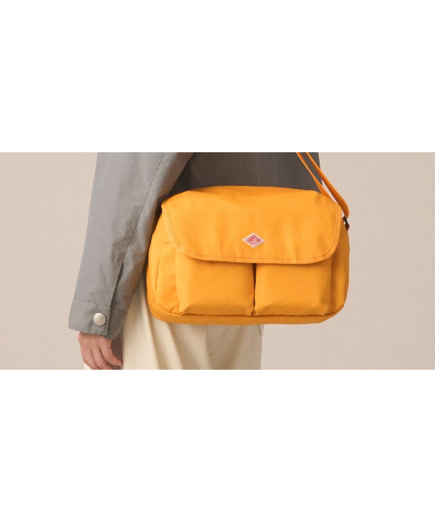 【ビショップ/Bshop】のキャンバスショルダーバッグ OBERKAMPF UNISEX インテリア・キッズ・メンズ・レディースファッション・服の通販 founy(ファニー) 　ファッション　Fashion　レディースファッション　Fashion for Women　ユニセックス　Unisex, Genderless　キャンバス　Canvas, Canvas Fabric　ドット　Polka Dot, Dot Pattern　フォルム　Silhouette, Form　フランス　France, French　フロント　Front, Front Design　ポケット　Pocket, Pocket Detail　ワーク　Workwear, Utility Style　軽量　Lightweight, Ultra Light　YELLOW|ID: prp329100004862021 ipo3291000000036074831