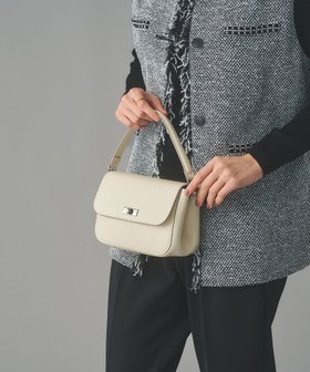 【ユナイテッドアローズ/UNITED ARROWS】のフラップ コンパートメント ショルダーバッグ 人気、トレンドファッション・服の通販 founy(ファニー) ファッション Fashion レディースファッション Fashion for Women バッグ Bags ショルダー Shoulder, Shoulder Strap シンプル Simple, Minimal セレモニー Ceremony フィット Fit, Slim Fit フラップ Flap, Flap Pocket |ID:prp329100004862049