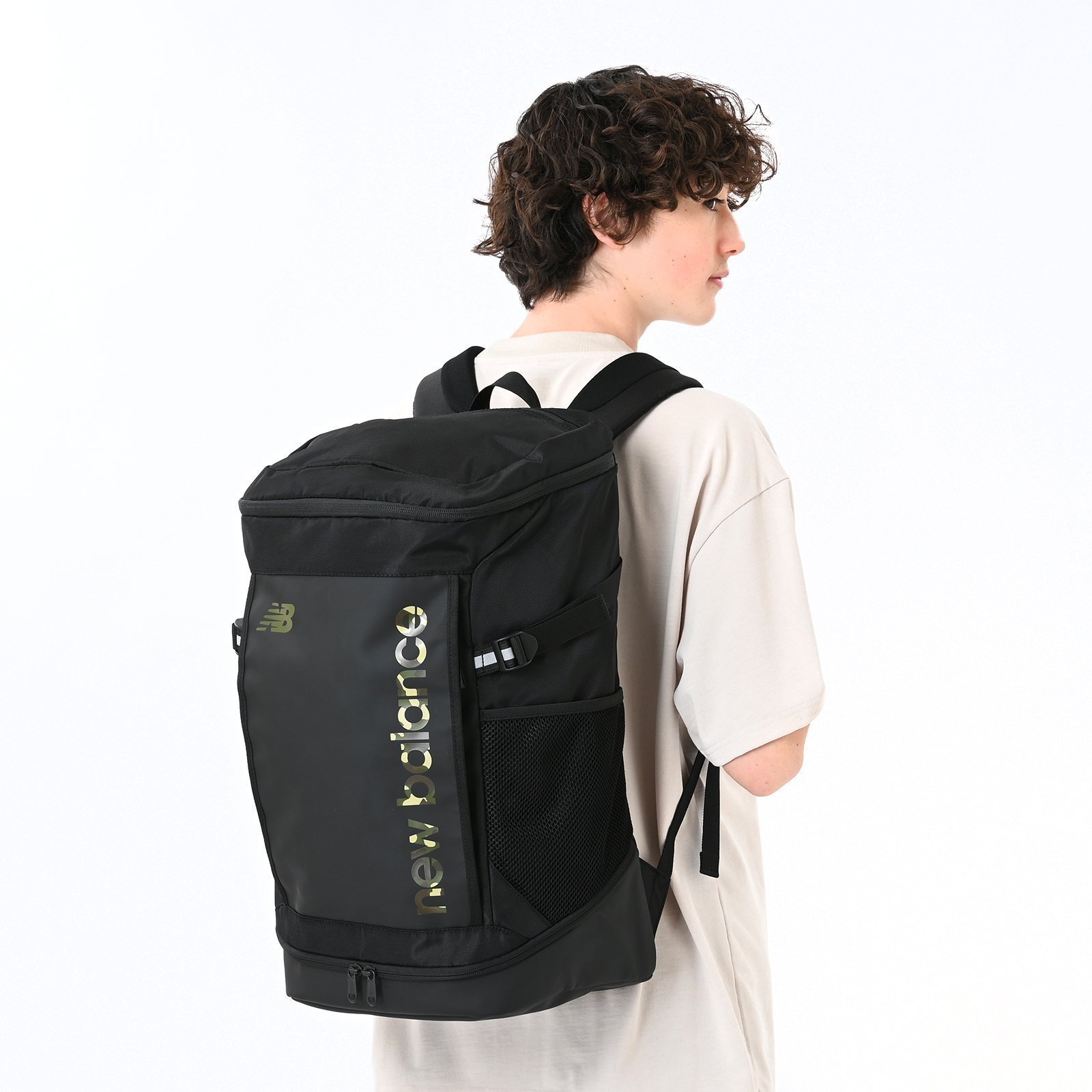 【ニューバランス/new balance】のトップローディングバックパック 35L インテリア・キッズ・メンズ・レディースファッション・服の通販 founy(ファニー) ファッション Fashion レディースファッション Fashion for Women バッグ Bags おすすめ Recommended / Our Picks ポケット Pocket, Pocket Detail メッシュ Mesh, Net Fabric 定番 Standard, Basic Item ビジネス 仕事 通勤 Business / Work / Commuting COGカモグリーン|ID: prp329100004862052 ipo3291000000036075257