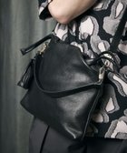 【メゾンスペシャル/MAISON SPECIAL】の2WAY Drawstring Leather Shoulder Bag With Drawstring Charm 人気、トレンドファッション・服の通販 founy(ファニー) ファッション Fashion レディースファッション Fashion for Women おすすめ Recommended / Our Picks チャーム Charm, Pendant バランス Balance, Style Balance フォルム Silhouette, Form ポケット Pocket, Pocket Detail エレガント 上品 Elegant 巾着 Drawstring Bag, Kinchaku thumbnail BLK|ID: prp329100004862055 ipo3291000000036075320