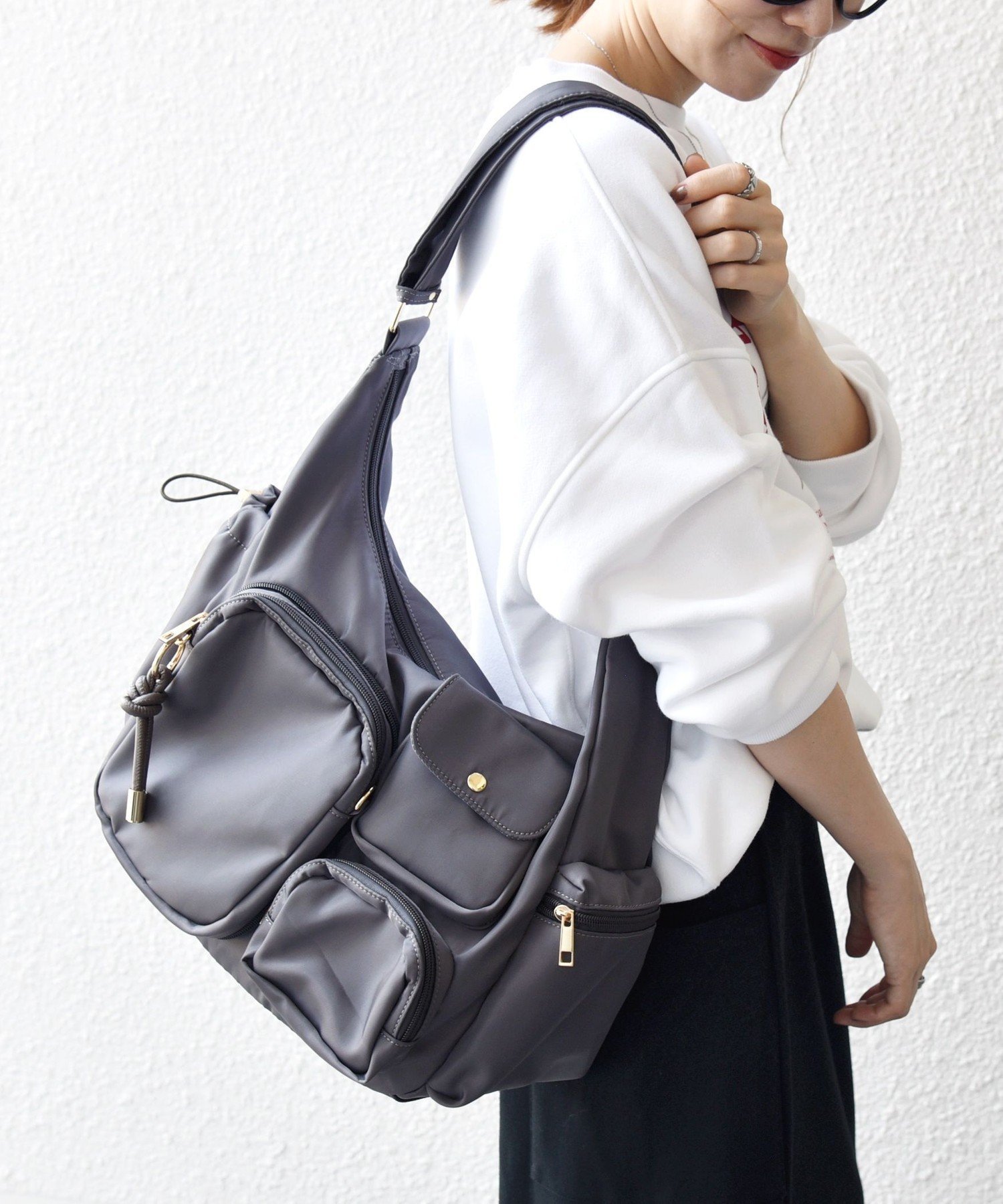 【シップス フォー ウィメン/SHIPS】の《追加 》SHIPS any 9ポケット 2WAY ショルダー バッグ インテリア・キッズ・メンズ・レディースファッション・服の通販 founy(ファニー) ファッション Fashion レディースファッション Fashion for Women バッグ Bags ショルダー Shoulder, Shoulder Strap チャーム Charm, Pendant トレンド Trend, Trending Now フロント Front, Front Design ポケット Pocket, Pocket Detail ポシェット Pochette, Mini Bag 旅行 Travel 2026年 2026 チャコールグレー|ID: prp329100004862278 ipo3291000000036088315