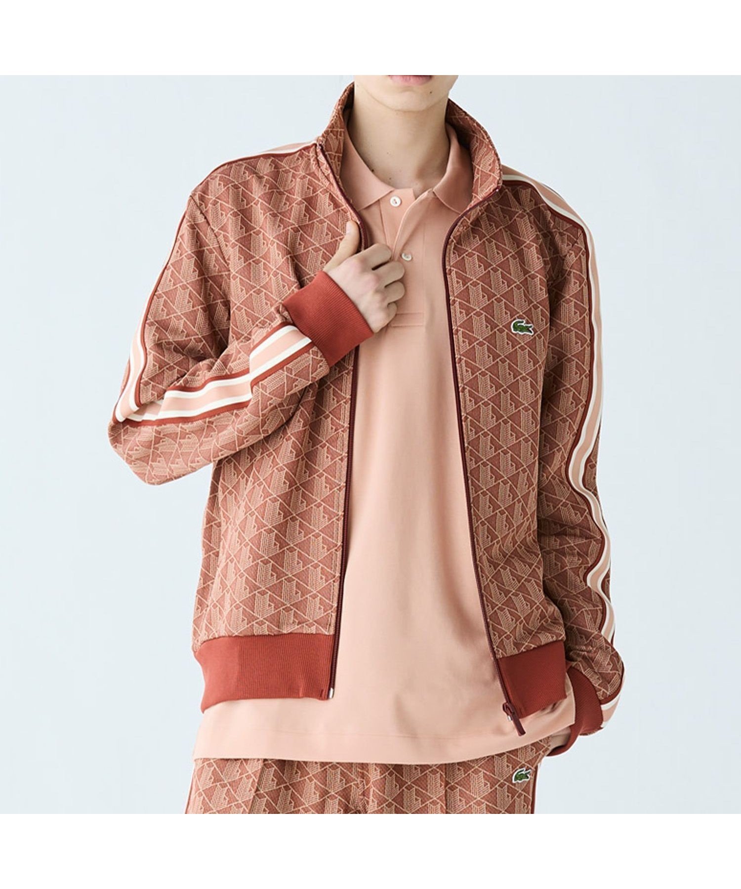 【ラコステ/LACOSTE】のモノグラムジャカードトラックジャケット 【セットアップ対応】 インテリア・キッズ・メンズ・レディースファッション・服の通販 founy(ファニー) 　ファッション　Fashion　レディースファッション　Fashion for Women　アウター　Coat / Outerwear Collection　レディースジャケット・軽アウター　Jackets　インナー　Innerwear　エレガント 上品　Elegant　クラシック　Classic, Timeless Style　ジャカード／ジャガード　Jacquard, Woven Pattern　ジャケット　Jacket, Outerwear　スポーティ　Sporty, Casual Athletic　セットアップ　Set-Up, Coordinated Outfit　トレンド　Trend, Trending Now　フィット　Fit, Slim Fit　羽織　Haori, Light Jacket　メンズ　Men's, Menswear　レギュラー　Regular, Standard Fit　おすすめ　Recommended / Our Picks　ブラウン|ID: prp329100004862304 ipo3291000000036089377