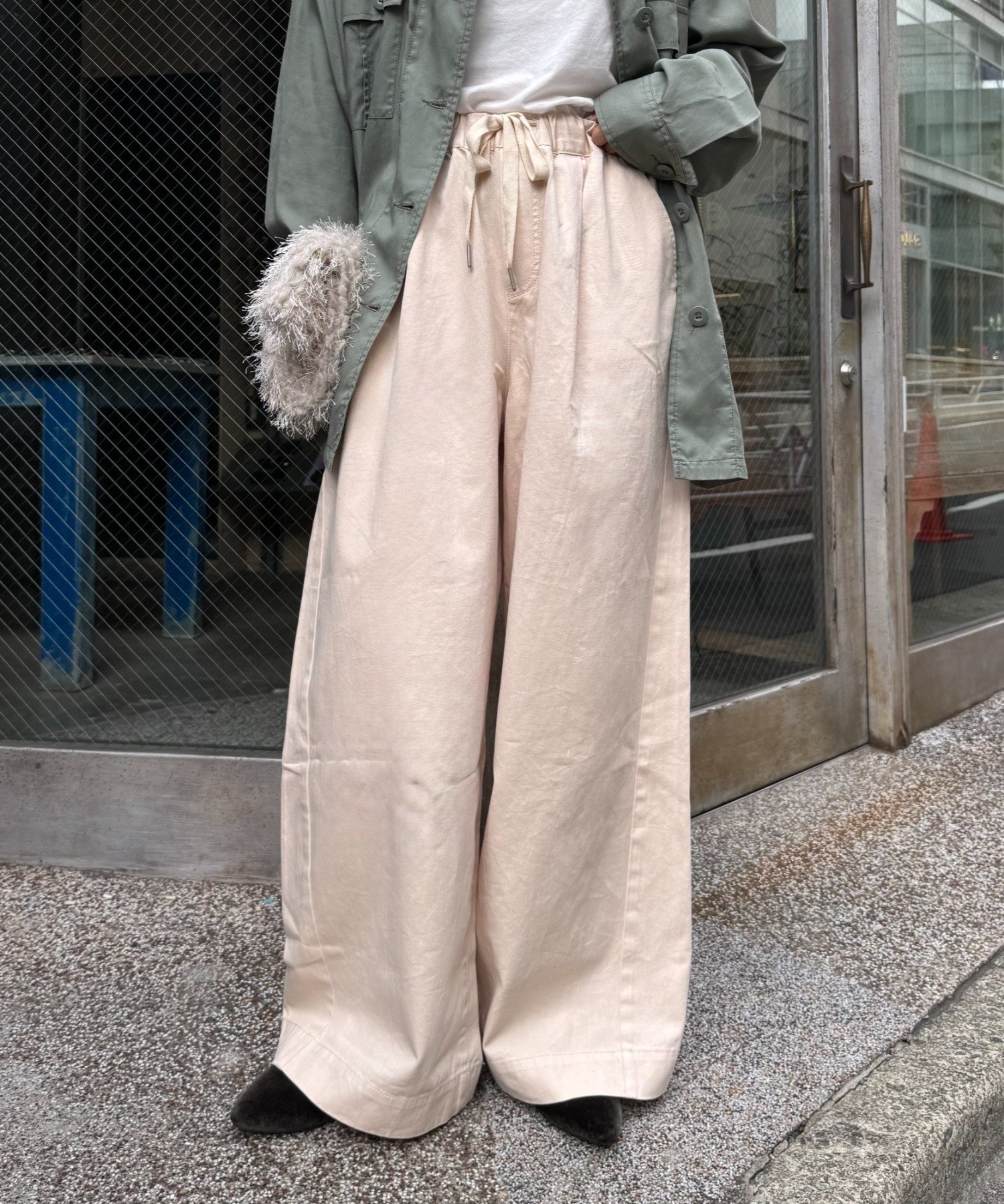 【チャオパニックティピー/CIAOPANIC TYPY】の【低身長・高身長対応/サイズ展開あり】柔らかワイドイージーパンツ インテリア・キッズ・メンズ・レディースファッション・服の通販 founy(ファニー) 　ファッション　Fashion　レディースファッション　Fashion for Women　パンツ　Pants & Trousers　シアー　Sheer, See-Through　タンク　Tank Top, Sleeveless Top　楽ちん　Easy Fit, Comfortable　ワイド　Wide, Wide Fit　おすすめ　Recommended / Our Picks　ホワイト|ID: prp329100004862308 ipo3291000000036089656