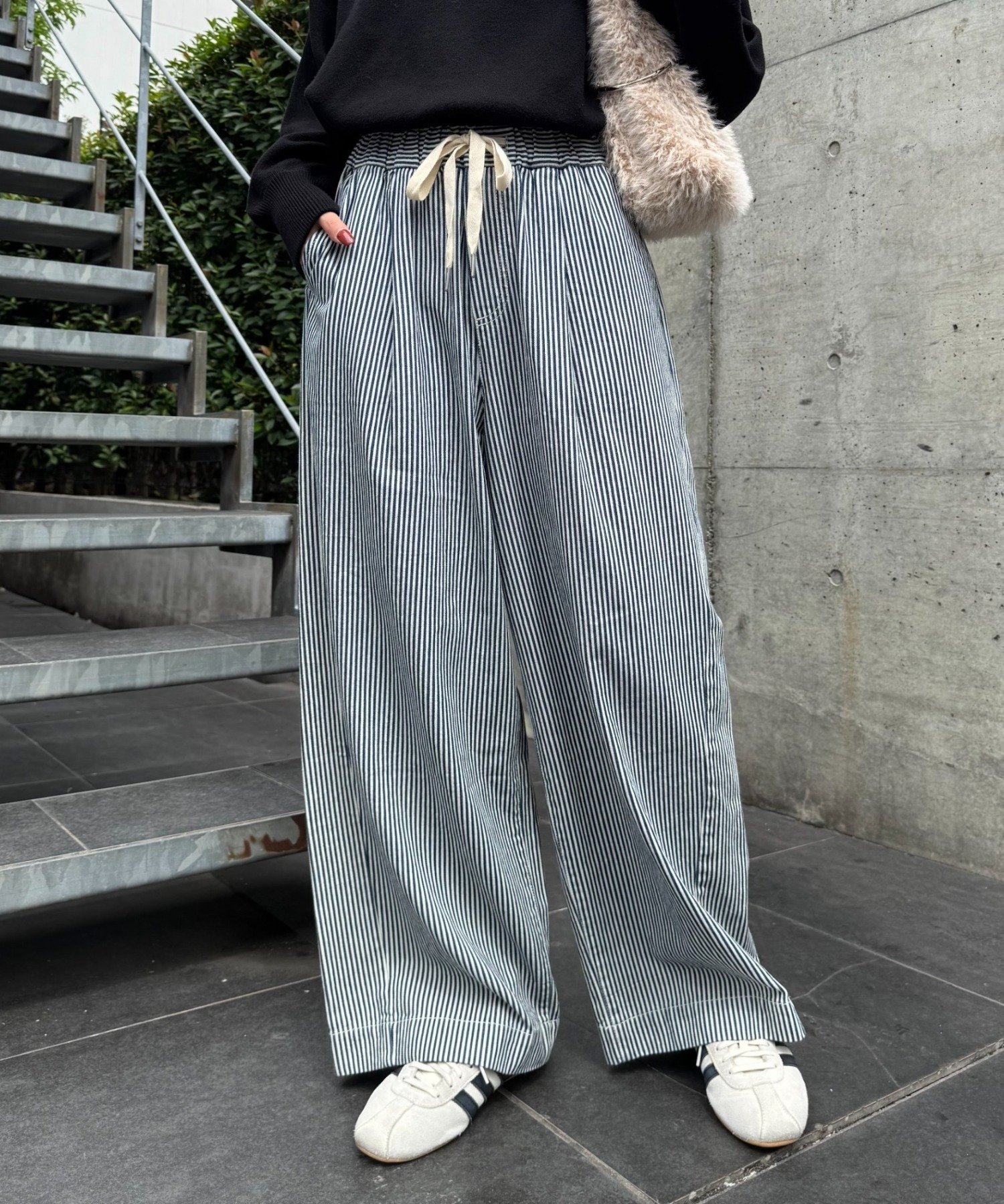 【チャオパニックティピー/CIAOPANIC TYPY】の【低身長・高身長対応/サイズ展開あり】柔らかワイドイージーパンツ インテリア・キッズ・メンズ・レディースファッション・服の通販 founy(ファニー) 　ファッション　Fashion　レディースファッション　Fashion for Women　パンツ　Pants & Trousers　シアー　Sheer, See-Through　タンク　Tank Top, Sleeveless Top　楽ちん　Easy Fit, Comfortable　ワイド　Wide, Wide Fit　おすすめ　Recommended / Our Picks　ネイビー|ID: prp329100004862308 ipo3291000000036089663