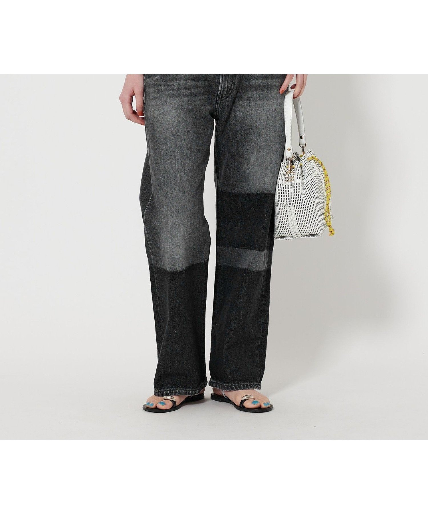 【ユナイテッドアローズ/UNITED ARROWS】のパッチワーク デニムパンツ インテリア・キッズ・メンズ・レディースファッション・服の通販 founy(ファニー) 　ファッション　Fashion　レディースファッション　Fashion for Women　パンツ　Pants & Trousers　デニムパンツ・ジーンズ・美脚デニム　Denim Jeans & Pants　シンプル　Simple, Minimal　ジャケット　Jacket, Outerwear　デニム　Denim, Jeans Material　パッチワーク　Patchwork, Mixed Fabric　ワイド　Wide, Wide Fit　アウトレット　Outlet / Clearance　おすすめ　Recommended / Our Picks　BLACK|ID: prp329100004862313 ipo3291000000036089849