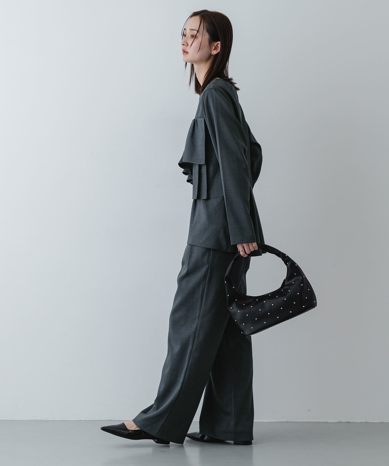 【センスオブプレイス/SENSE OF PLACE by URBAN RESEARCH】のフリルトップパンツセットアップ 人気、トレンドファッション・服の通販 founy(ファニー) ファッション Fashion レディースファッション Fashion for Women セットアップ Matching Sets レディースパンツ・ボトムス Pants & Trousers / Bottoms 2026年 2026 アシンメトリー Asymmetrical Style オケージョン Occasion Wear シンプル Simple, Minimal セットアップ Set-Up, Coordinated Outfit セレモニー Ceremony フリル Frill, Ruffle メランジ Melange, Mixed Yarn 夏 Summer S/S・春夏 SS, Spring/Summer, Warm Season other-1|ID: prp329100004862350 ipo3291000000036090807