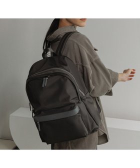 【ロペ/ROPE'】の【E POR】【A4/PC対応・撥水・軽量】Pac Sac(パックサック)【26SS/新型】/累計1万点販売・一部WEB限定 人気、トレンドファッション・服の通販 founy(ファニー) ファッション Fashion レディースファッション Fashion for Women キーホルダー Keychain, Key Holder 傘 Umbrella, Parasol 軽量 Lightweight, Ultra Light ショルダー Shoulder, Shoulder Strap シルバー Silver, Metallic Silver シンプル Simple, Minimal スマホ Smartphone, Mobile Device フィット Fit, Slim Fit フォルム Silhouette, Form フラップ Flap, Flap Pocket ポケット Pocket, Pocket Detail ポーチ Pouch, Small Case メッシュ Mesh, Net Fabric リュック Backpack, Rucksack S/S・春夏 SS, Spring/Summer, Warm Season 夏 Summer ビジネス 仕事 通勤 Business / Work / Commuting 2026年 2026 |ID:prp329100004862367