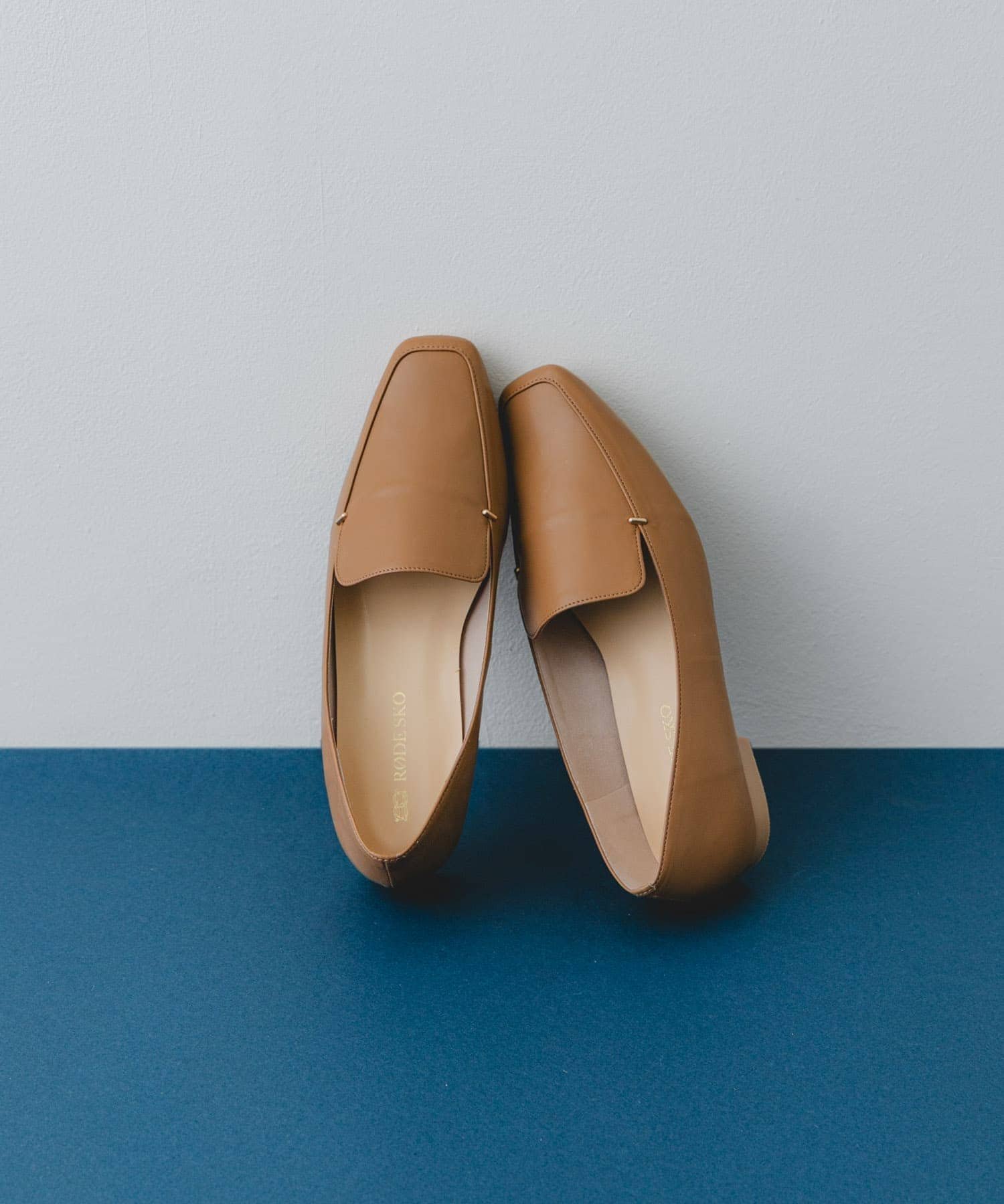 【ロデスコ/RODE SKO / URBAN RESEARCH】の『MADE IN JAPAN』スクエアトゥプチメタルローファー インテリア・キッズ・メンズ・レディースファッション・服の通販 founy(ファニー) ファッション Fashion レディースファッション Fashion for Women クッション Cushion, Throw Pillow シンプル Simple, Minimal メタル Metal, Metal Parts エレガント 上品 Elegant 日本製 Made In Japan MILK TEA|ID: prp329100004862384 ipo3291000000036091496