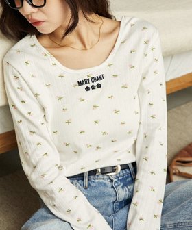 【フリークスストア/FREAK'S STORE】のワンポイント刺繍 2WAY 針抜きフライス ロンT 限定展開 25AW 人気、トレンドファッション・服の通販 founy(ファニー) ファッション Fashion レディースファッション Fashion for Women トップス・カットソー Cut & Sew Tops ロングTシャツ・Tシャツ Longline T-Shirts & Tees インナー Innerwear ヴィンテージ Vintage Style 秋 Autumn シンプル Simple, Minimal スクエア Square, Square Shape スペシャル Special, Limited Edition スラックス Slacks, Dress Pants デニム Denim, Jeans Material フラワー Flower, Floral ベーシック Basic, Essential ミニスカート Mini Skirt, Short Skirt 無地 Plain, Solid Color ラウンド Round, Round Neck リアル Real, Realistic ロマンティック Romantic, Feminine Style ロング Long, Long-Length ワンポイント One Point, Statement Accent A/W・秋冬 Autumn/Winter 冬 Winter / This Winter おすすめ Recommended / Our Picks エレガント 上品 Elegant 2025年 2025 2025-2026秋冬・A/W Autumn/Winter 2025–26 AW25–26 |ID:prp329100004862749