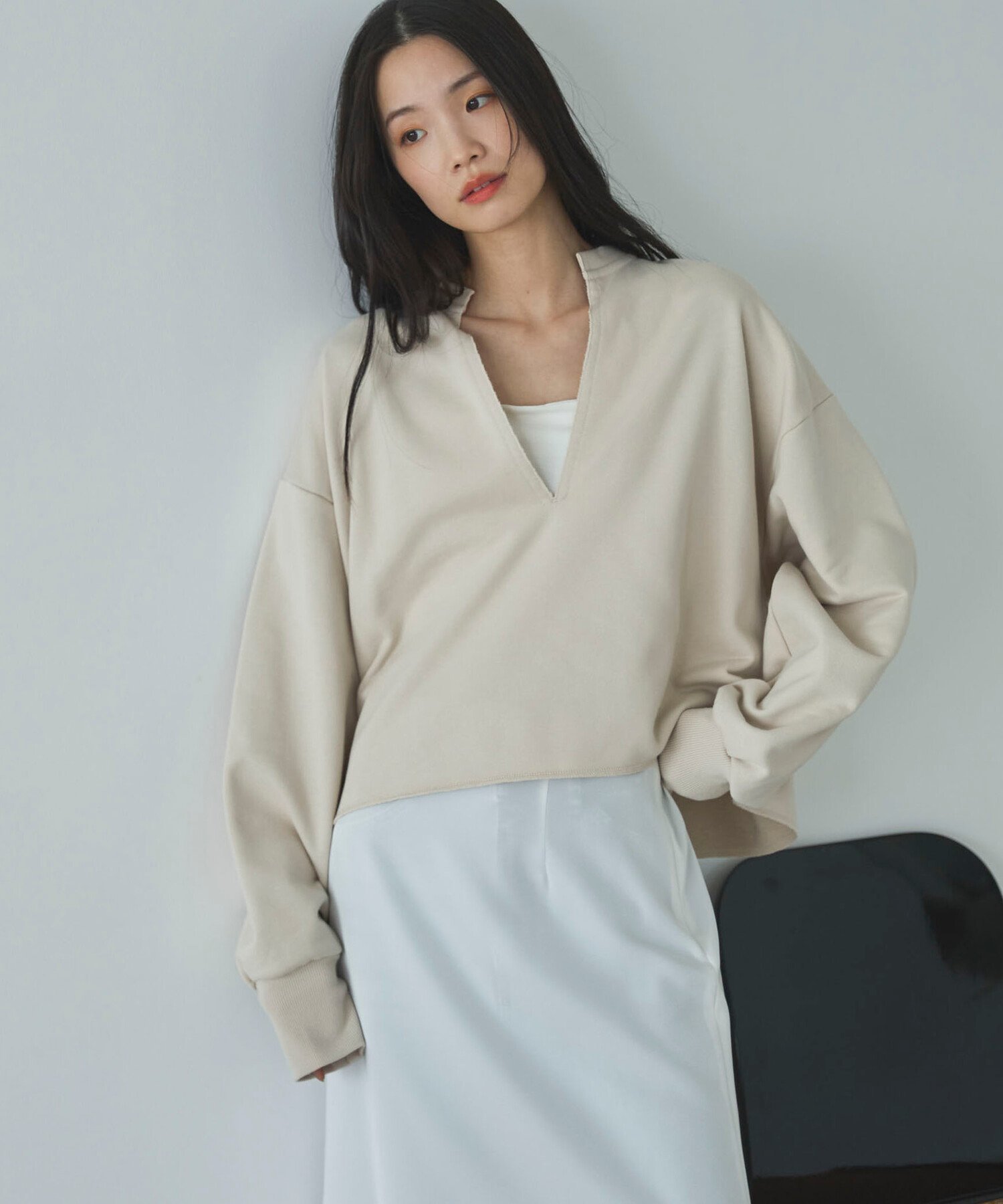 【ドゥ アルシーヴ/Doux archives】のキーネックスウェットプルオーバー インテリア・キッズ・メンズ・レディースファッション・服の通販 founy(ファニー) ファッション Fashion レディースファッション Fashion for Women トップス・カットソー Cut & Sew Tops レディースパーカー・カジュアルフーディー Casual Hoodies & Sweatshirts カジュアルプルオーバー・ニットトップス Pullovers & Knit Tops / Casual Pullovers スウェット・クルーネックトップス Sweatshirts & Crewnecks / Relaxed Fit Sweat Tops カットオフ Cut-Off Design スウェット / スエット Sweatshirt, Sweatwear スキッパー Skipper, Open Collar ボトム Bottoms, Lower Wear 人気 Popular, Best Seller BEIGE|ID: prp329100004862816 ipo3291000000036119126