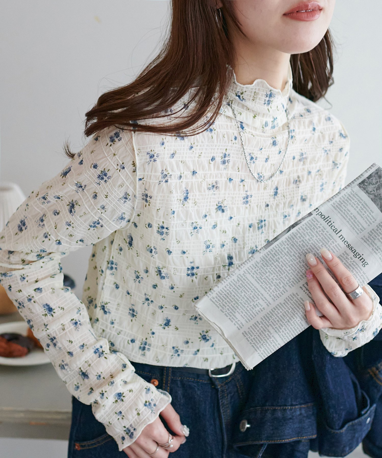 【ディスコート/Discoat】の【WEB限定】小花柄ボトルネックプルオーバー インテリア・キッズ・メンズ・レディースファッション・服の通販 founy(ファニー) ファッション Fashion レディースファッション Fashion for Women トップス・カットソー Cut & Sew Tops カジュアルプルオーバー・ニットトップス Pullovers & Knit Tops / Casual Pullovers 花柄・フラワープリント・モチーフ Floral Prints & Motifs / Flower Pattern Tops おすすめ Recommended / Our Picks インナー Innerwear キャミソール Camisole, Spaghetti Strap Top シアー Sheer, See-Through ジャケット Jacket, Outerwear スウェット / スエット Sweatshirt, Sweatwear フィット Fit, Slim Fit フリル Frill, Ruffle ボトルネック Bottle Neck, Mock Neck ロング Long, Long-Length エレガント 上品 Elegant 夏 Summer 春 Spring S/S・春夏 SS, Spring/Summer, Warm Season A/W・秋冬 Autumn/Winter アイボリー|ID: prp329100004862818 ipo3291000000036119168