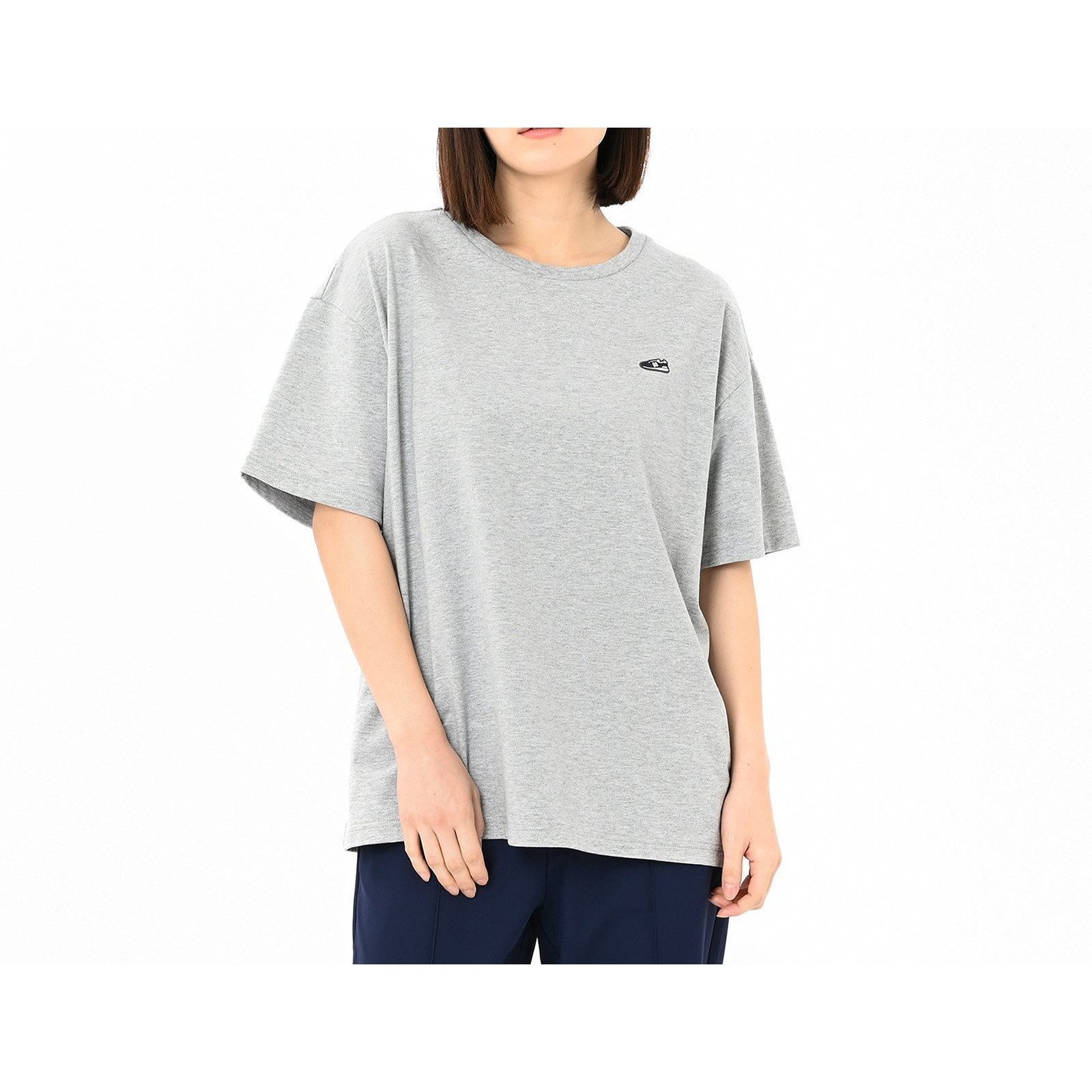 【ニューバランス/new balance】のシューパッチショートスリーブTシャツ 人気、トレンドファッション・服の通販 founy(ファニー) ファッション Fashion レディースファッション Fashion for Women トップス・カットソー Cut & Sew Tops シャツ・ブラウス・オフィスカジュアル Elegant Blouses & Button-Ups ロングTシャツ・Tシャツ Longline T-Shirts & Tees おすすめ Recommended / Our Picks ショート Short, Short Length スポーツ Sports, Activewear スリーブ Sleeve, Long Sleeve / Short Sleeve パッチ Patch, Appliqué フィット Fit, Slim Fit ベーシック Basic, Essential ポケット Pocket, Pocket Detail リラックス Relax, Relaxed Fit other-1|ID: prp329100004862822 ipo3291000000036119290