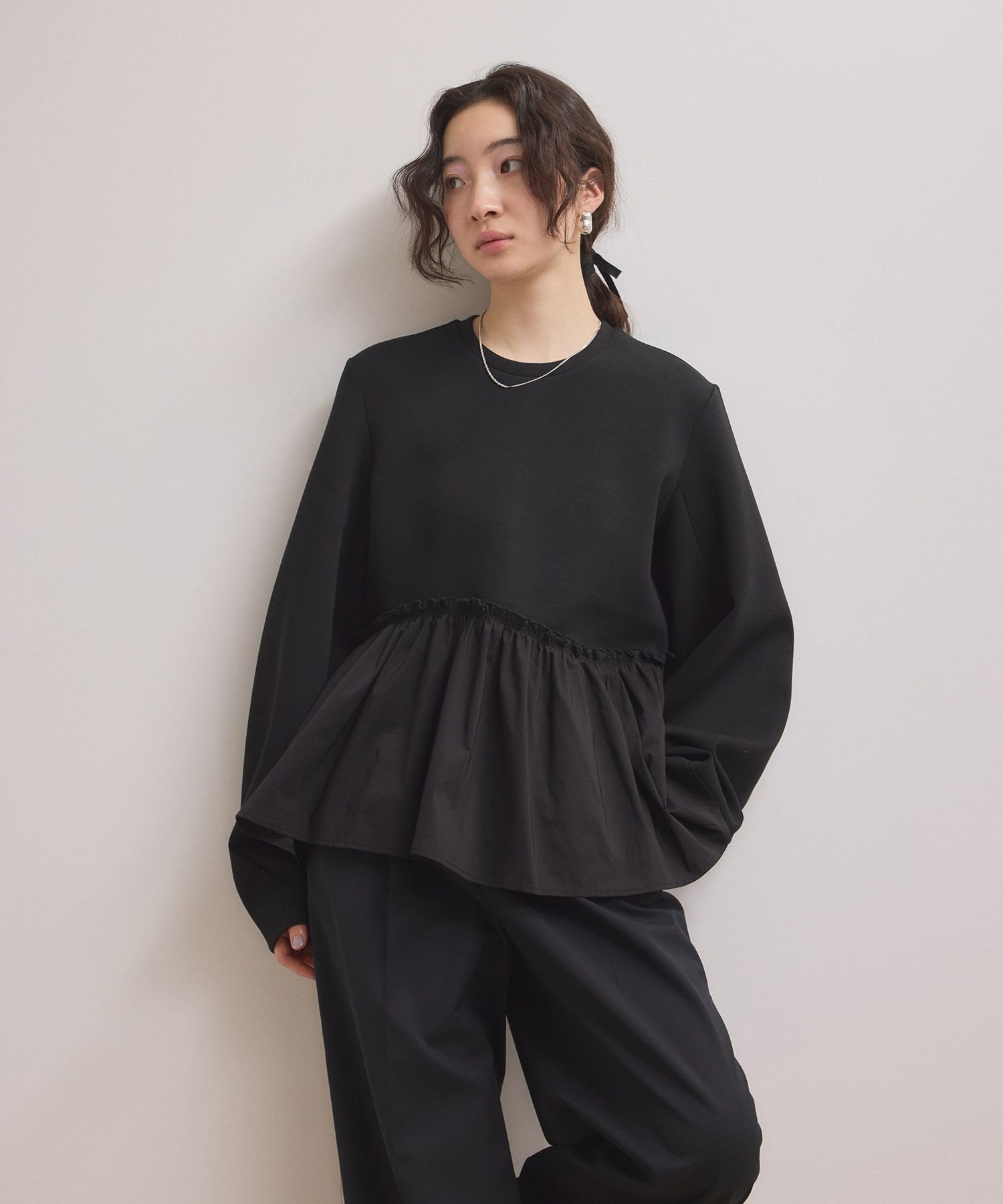 【アダム エ ロペ/ADAM ET ROPE'】の【WEB限定】ペプラムコンビプルオーバー インテリア・キッズ・メンズ・レディースファッション・服の通販 founy(ファニー) ファッション Fashion レディースファッション Fashion for Women トップス・カットソー Cut & Sew Tops カジュアルプルオーバー・ニットトップス Pullovers & Knit Tops / Casual Pullovers アシンメトリー Asymmetrical Style カットソー Cut and Sewn Top スラックス Slacks, Dress Pants デニム Denim, Jeans Material フェミニン Feminine, Girly ベーシック Basic, Essential ペプラム Peplum, Flared Hem ポケット Pocket, Pocket Detail おすすめ Recommended / Our Picks エレガント 上品 Elegant 2026年 2026 ブラック(01)|ID: prp329100004862840 ipo3291000000036120133