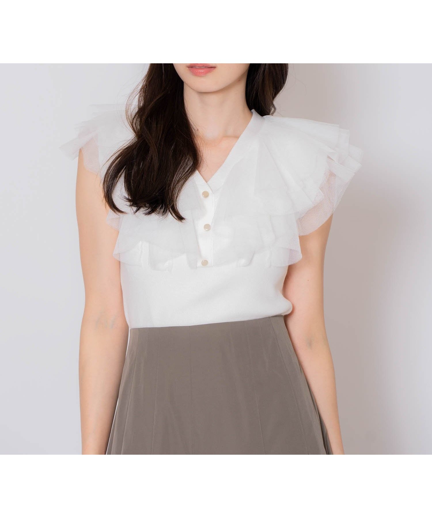 【ノエラ/Noela】のチュールフリルニット インテリア・キッズ・メンズ・レディースファッション・服の通販 founy(ファニー) ファッション Fashion レディースファッション Fashion for Women トップス・カットソー Cut & Sew Tops ニット Knit Tops & Sweaters コンパクト Compact, Small Size チュール Tulip, Tulip Motif ベーシック Basic, Essential ポケット Pocket, Pocket Detail 人気 Popular, Best Seller オフホワイト|ID: prp329100004862855 ipo3291000000036120886