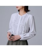 【アンタイトル/UNTITLED】の【1枚で着映え/オンオフ着回し】フリルサテンブラウス 人気、トレンドファッション・服の通販 founy(ファニー) ファッション Fashion レディースファッション Fashion for Women トップス・カットソー Cut & Sew Tops シャツ・ブラウス・オフィスカジュアル Elegant Blouses & Button-Ups インナー Innerwear カーディガン Cardigan, Knitwear サテン Satin, Glossy Fabric ジャケット Jacket, Outerwear スマート Smart, Elegant フリル Frill, Ruffle フロント Front, Front Design メタル Metal, Metal Parts エレガント 上品 Elegant 吸水 Absorbent, Quick-Dry thumbnail ライトグレー|ID: prp329100004862857 ipo3291000000036120989