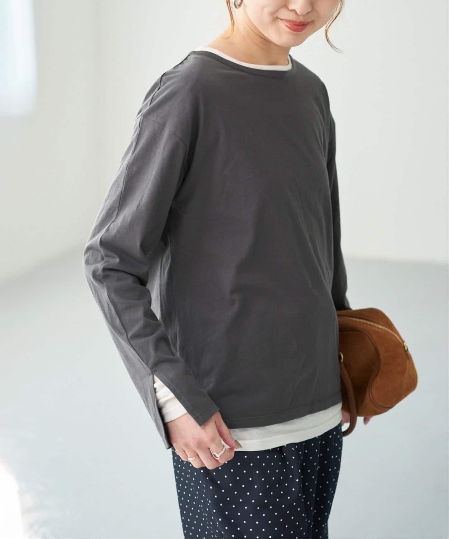 【スピック&スパン/Spick & Span】の《一部店舗+WEB限定》2枚SET レイヤードプルオーバー インテリア・キッズ・メンズ・レディースファッション・服の通販 founy(ファニー) 　ファッション　Fashion　レディースファッション　Fashion for Women　トップス・カットソー　Cut & Sew Tops　カジュアルプルオーバー・ニットトップス　Pullovers & Knit Tops / Casual Pullovers　カットソー　Cut and Sewn Top　シアー　Sheer, See-Through　スリーブ　Sleeve, Long Sleeve / Short Sleeve　バランス　Balance, Style Balance　ボトム　Bottoms, Lower Wear　ロング　Long, Long-Length　春　Spring　グレー|ID: prp329100004863550 ipo3291000000036159059