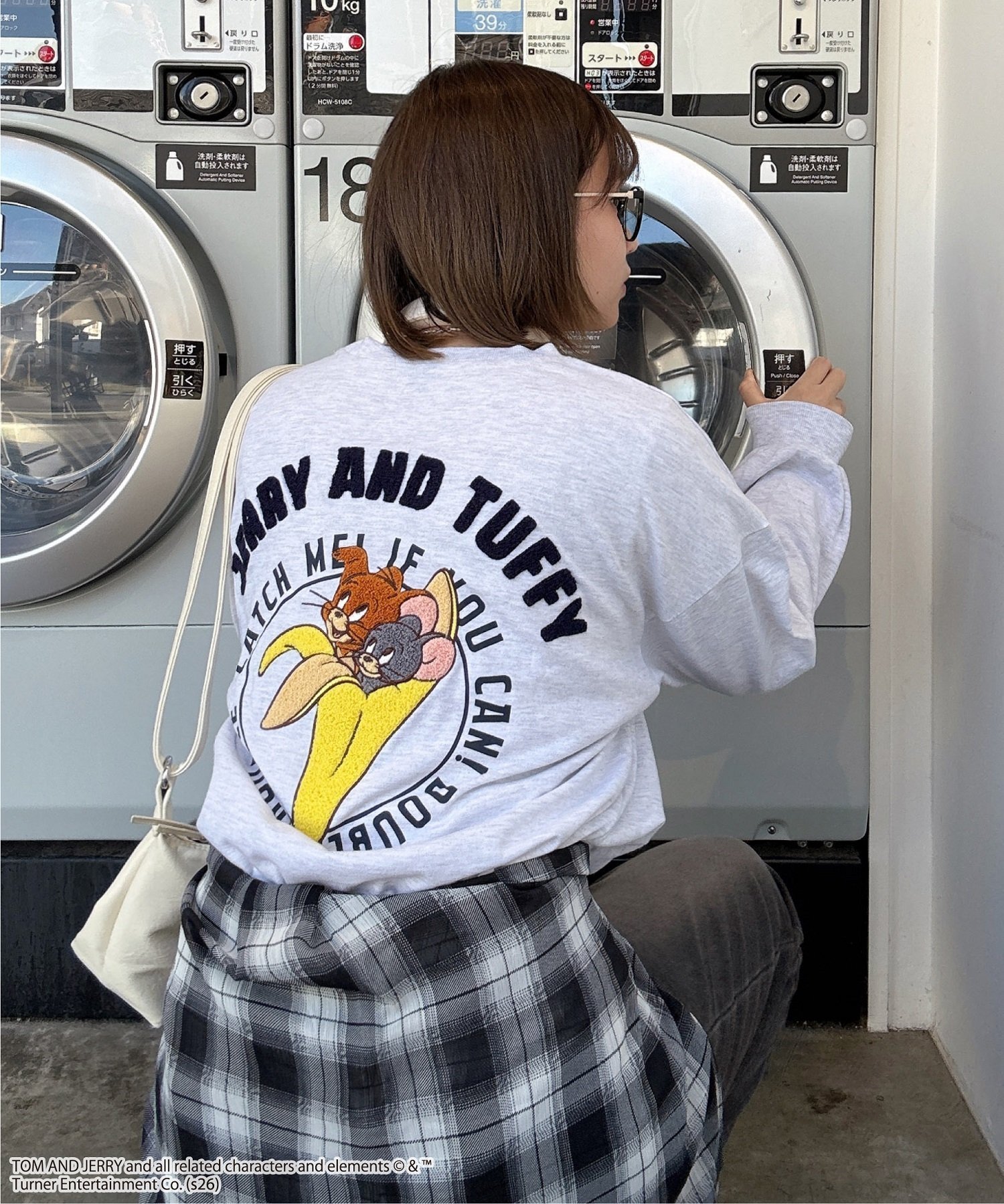 【アズノウアズ プラス/AS KNOW AS plus】の○アクリルキーホルダー付き トムとジェリー 刺繍ロンT 【TOM and JERRY】 インテリア・キッズ・メンズ・レディースファッション・服の通販 founy(ファニー) ファッション Fashion レディースファッション Fashion for Women トップス・カットソー Cut & Sew Tops ロングTシャツ・Tシャツ Longline T-Shirts & Tees アクリル Acrylic Material キーホルダー Keychain, Key Holder コンビ Combo, Combination Style メンズ Men's, Menswear 再入荷 Restock / Back in Stock オートミール4|ID: prp329100004863551 ipo3291000000036159126