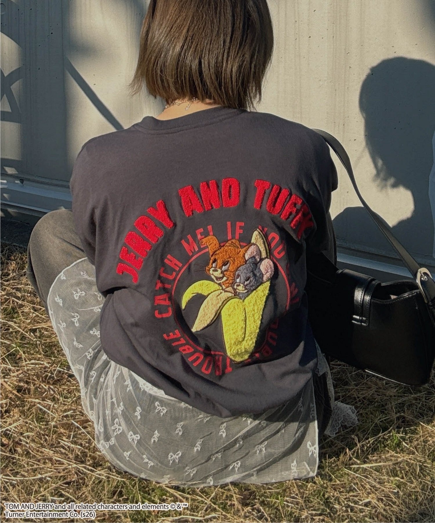 【アズノウアズ プラス/AS KNOW AS plus】の○アクリルキーホルダー付き トムとジェリー 刺繍ロンT 【TOM and JERRY】 インテリア・キッズ・メンズ・レディースファッション・服の通販 founy(ファニー) ファッション Fashion レディースファッション Fashion for Women トップス・カットソー Cut & Sew Tops ロングTシャツ・Tシャツ Longline T-Shirts & Tees アクリル Acrylic Material キーホルダー Keychain, Key Holder コンビ Combo, Combination Style メンズ Men's, Menswear 再入荷 Restock / Back in Stock スミクロ4|ID: prp329100004863551 ipo3291000000036159133