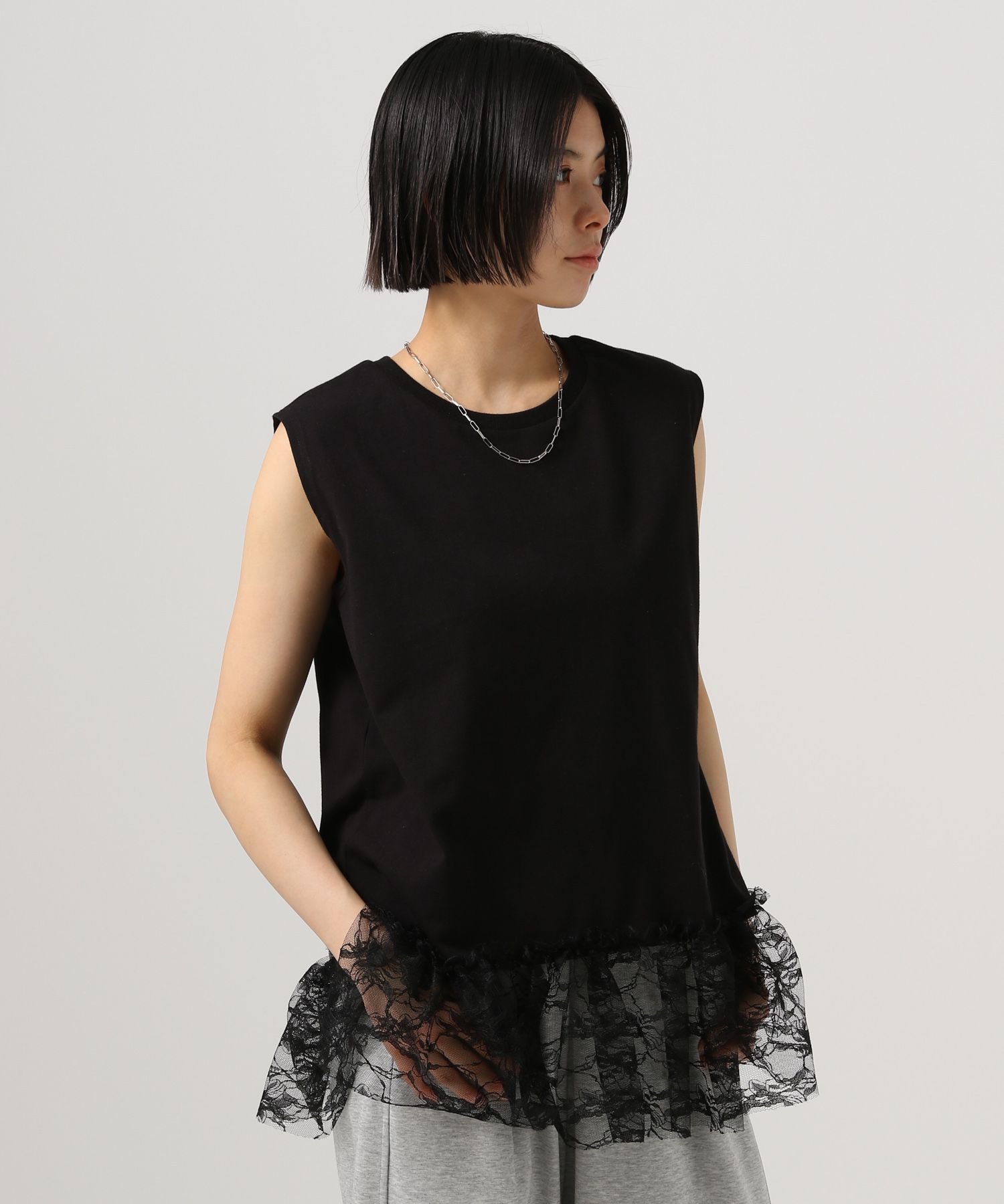 【ベイフロー/BAYFLOW】の一枚でもレイヤードにも レースヘムノースリーブプルオーバー インテリア・キッズ・メンズ・レディースファッション・服の通販 founy(ファニー) ファッション Fashion レディースファッション Fashion for Women トップス・カットソー Cut & Sew Tops キャミソール&ノースリーブ Camisoles & Sleeveless Tops カジュアルプルオーバー・ニットトップス Pullovers & Knit Tops / Casual Pullovers おすすめ Recommended / Our Picks カットソー Cut and Sewn Top ジャケット Jacket, Outerwear トレンド Trend, Trending Now レース Lace, Lace Fabric 半袖 Short Sleeve, Half Sleeve ブラック19|ID: prp329100004863559 ipo3291000000036159678