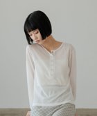 【ローリーズファーム/LOWRYS FARM】のUSEFULヘンリープルオーバーLS 人気、トレンドファッション・服の通販 founy(ファニー) ファッション Fashion レディースファッション Fashion for Women トップス・カットソー Cut & Sew Tops カジュアルプルオーバー・ニットトップス Pullovers & Knit Tops / Casual Pullovers おすすめ Recommended / Our Picks インナー Innerwear コンパクト Compact, Small Size シアー Sheer, See-Through テレコ Ribbed, Rib Stitch トレンド Trend, Trending Now ドット Polka Dot, Dot Pattern ベーシック Basic, Essential ワンポイント One Point, Statement Accent thumbnail ホワイト05|ID: prp329100004863561 ipo3291000000036159958