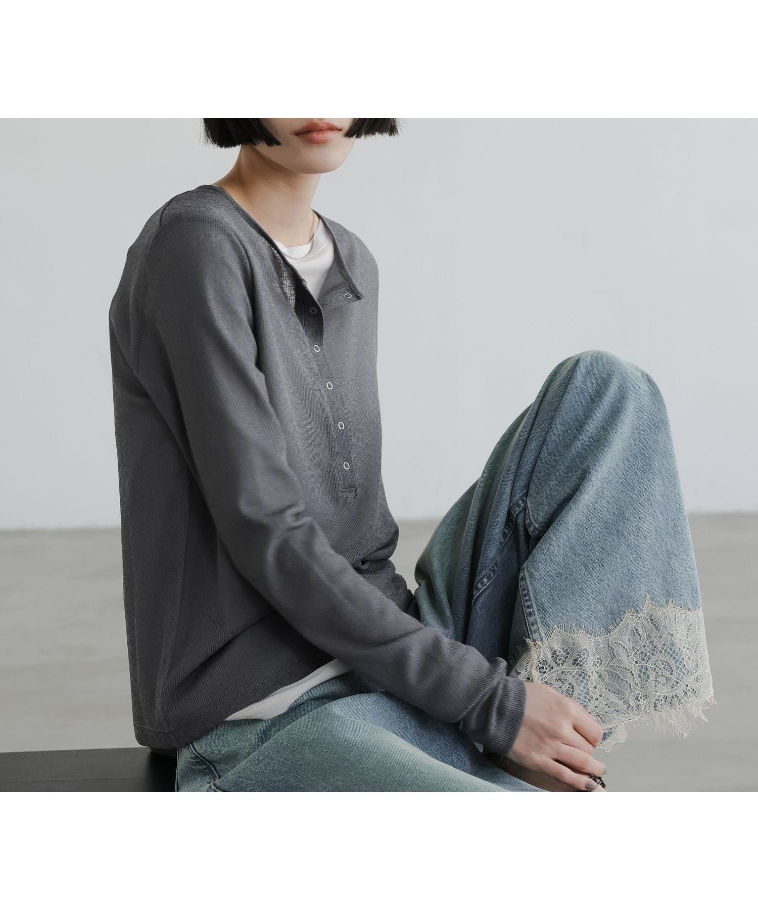 【ローリーズファーム/LOWRYS FARM】のUSEFULヘンリープルオーバーLS インテリア・キッズ・メンズ・レディースファッション・服の通販 founy(ファニー) 　ファッション　Fashion　レディースファッション　Fashion for Women　トップス・カットソー　Cut & Sew Tops　カジュアルプルオーバー・ニットトップス　Pullovers & Knit Tops / Casual Pullovers　おすすめ　Recommended / Our Picks　インナー　Innerwear　コンパクト　Compact, Small Size　シアー　Sheer, See-Through　テレコ　Ribbed, Rib Stitch　トレンド　Trend, Trending Now　ドット　Polka Dot, Dot Pattern　ベーシック　Basic, Essential　ワンポイント　One Point, Statement Accent　グレー18|ID: prp329100004863561 ipo3291000000036159969