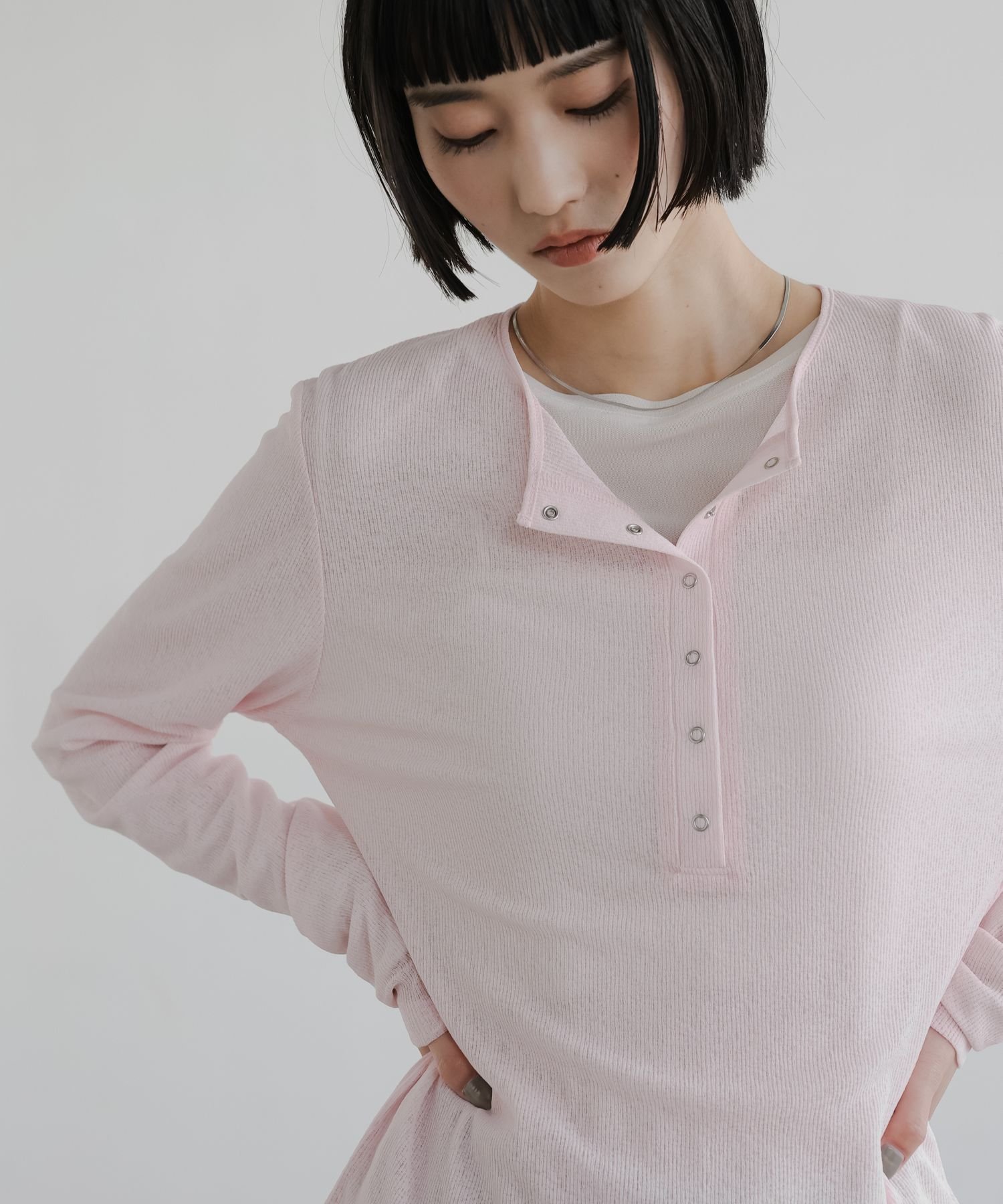 【ローリーズファーム/LOWRYS FARM】のUSEFULヘンリープルオーバーLS インテリア・キッズ・メンズ・レディースファッション・服の通販 founy(ファニー) 　ファッション　Fashion　レディースファッション　Fashion for Women　トップス・カットソー　Cut & Sew Tops　カジュアルプルオーバー・ニットトップス　Pullovers & Knit Tops / Casual Pullovers　おすすめ　Recommended / Our Picks　インナー　Innerwear　コンパクト　Compact, Small Size　シアー　Sheer, See-Through　テレコ　Ribbed, Rib Stitch　トレンド　Trend, Trending Now　ドット　Polka Dot, Dot Pattern　ベーシック　Basic, Essential　ワンポイント　One Point, Statement Accent　ピンク22|ID: prp329100004863561 ipo3291000000036159972