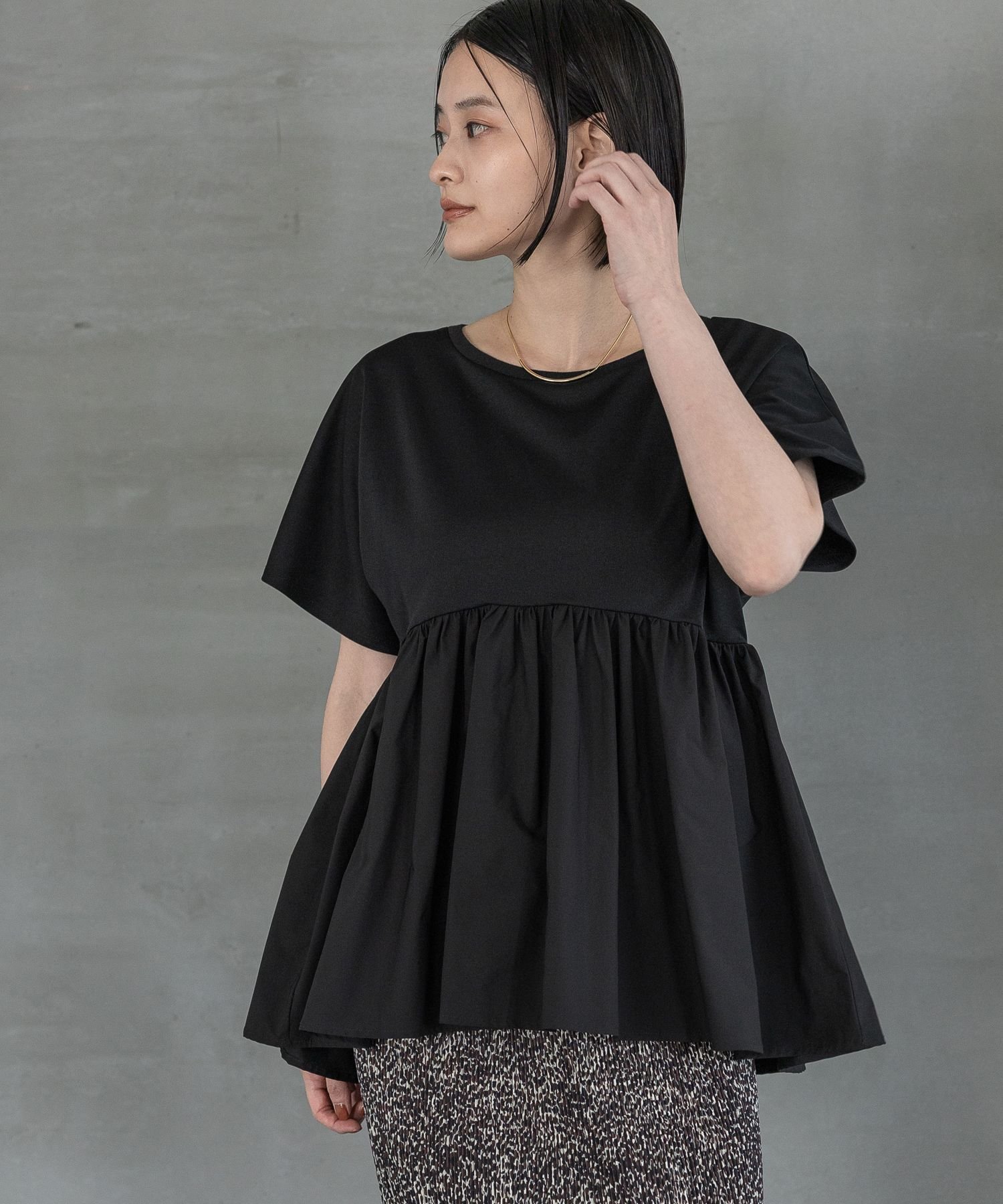 【アパートバイローリーズ/apart by lowrys】のペプラムTシャツ インテリア・キッズ・メンズ・レディースファッション・服の通販 founy(ファニー) ファッション Fashion レディースファッション Fashion for Women トップス・カットソー Cut & Sew Tops シャツ・ブラウス・オフィスカジュアル Elegant Blouses & Button-Ups ロングTシャツ・Tシャツ Longline T-Shirts & Tees カットソー Cut and Sewn Top スラックス Slacks, Dress Pants タイトスカート Pencil Skirt, Tight Skirt デニム Denim, Jeans Material ペプラム Peplum, Flared Hem ビジネス 仕事 通勤 Business / Work / Commuting 切替 Switching, Contrast Panel ブラック09|ID: prp329100004863578 ipo3291000000036161304