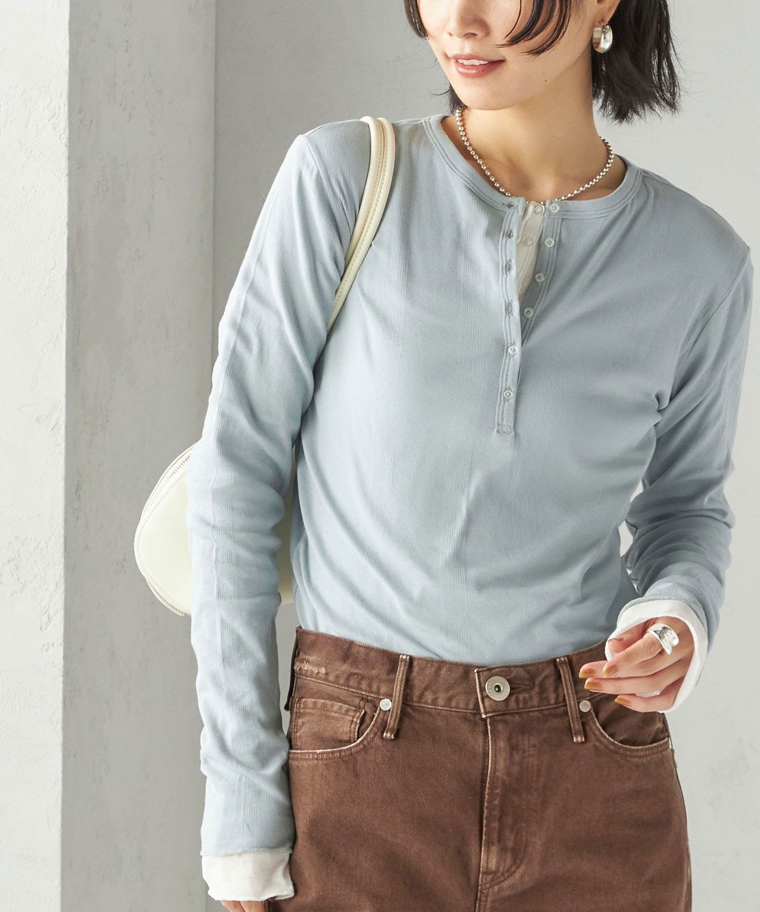 【シップス フォー ウィメン/SHIPS】の【SHIPS別注】miller シアー ヘンリー ネック ロング スリーブ TEE インテリア・キッズ・メンズ・レディースファッション・服の通販 founy(ファニー) 　ファッション　Fashion　レディースファッション　Fashion for Women　イエロー　Yellow　インナー　Innerwear　キャミソール　Camisole, Spaghetti Strap Top　シアー　Sheer, See-Through　スリーブ　Sleeve, Long Sleeve / Short Sleeve　タンク　Tank Top, Sleeveless Top　人気　Popular, Best Seller　ポケット　Pocket, Pocket Detail　別注　Limited Edition, Custom Order　ロング　Long, Long-Length　おすすめ　Recommended / Our Picks　2026年　2026　ライトブルー|ID: prp329100004863581 ipo3291000000036161805